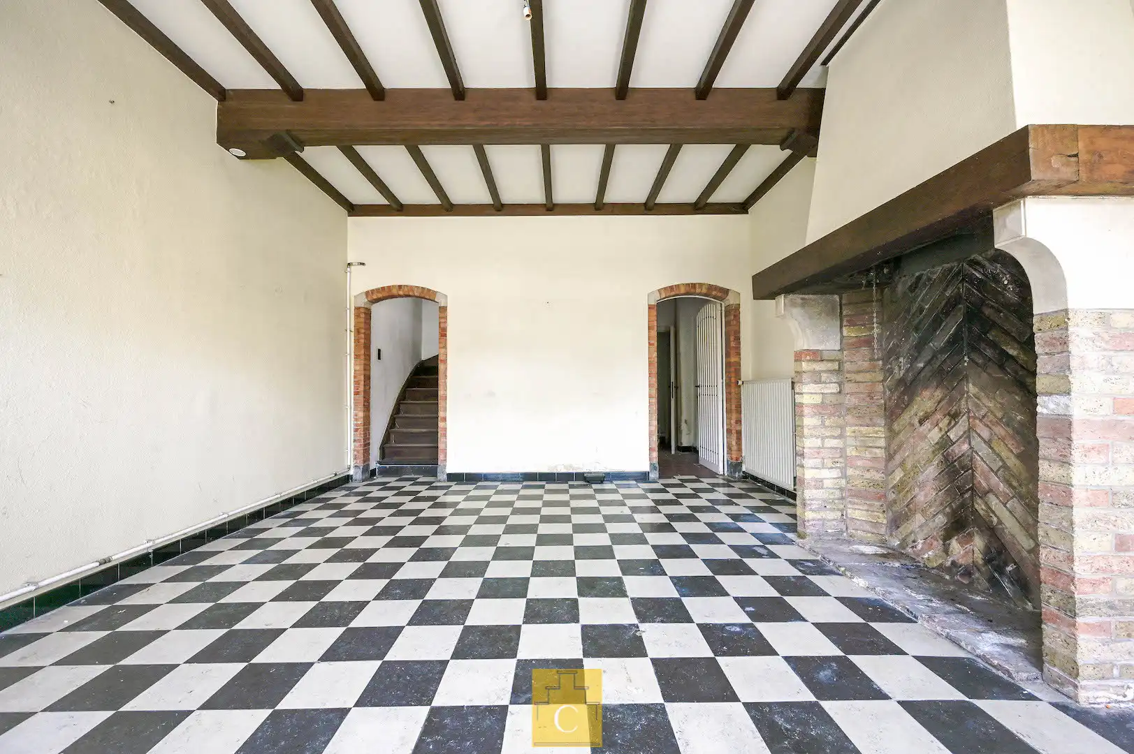 ruim breedhuis met 2 puntgevels aan de Brugse Reien met vergunning voor totaalrenovatie en twee private parkeerplaatsen foto 5