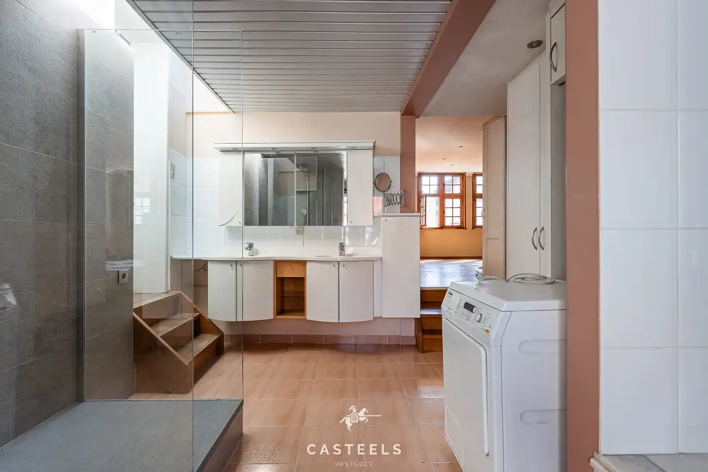 Ruime duplex met terras van 43 m² in hartje Brugge foto 19