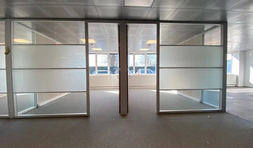 Kantoren te huur in Sluispark aan R4 in Merelbeke foto 12