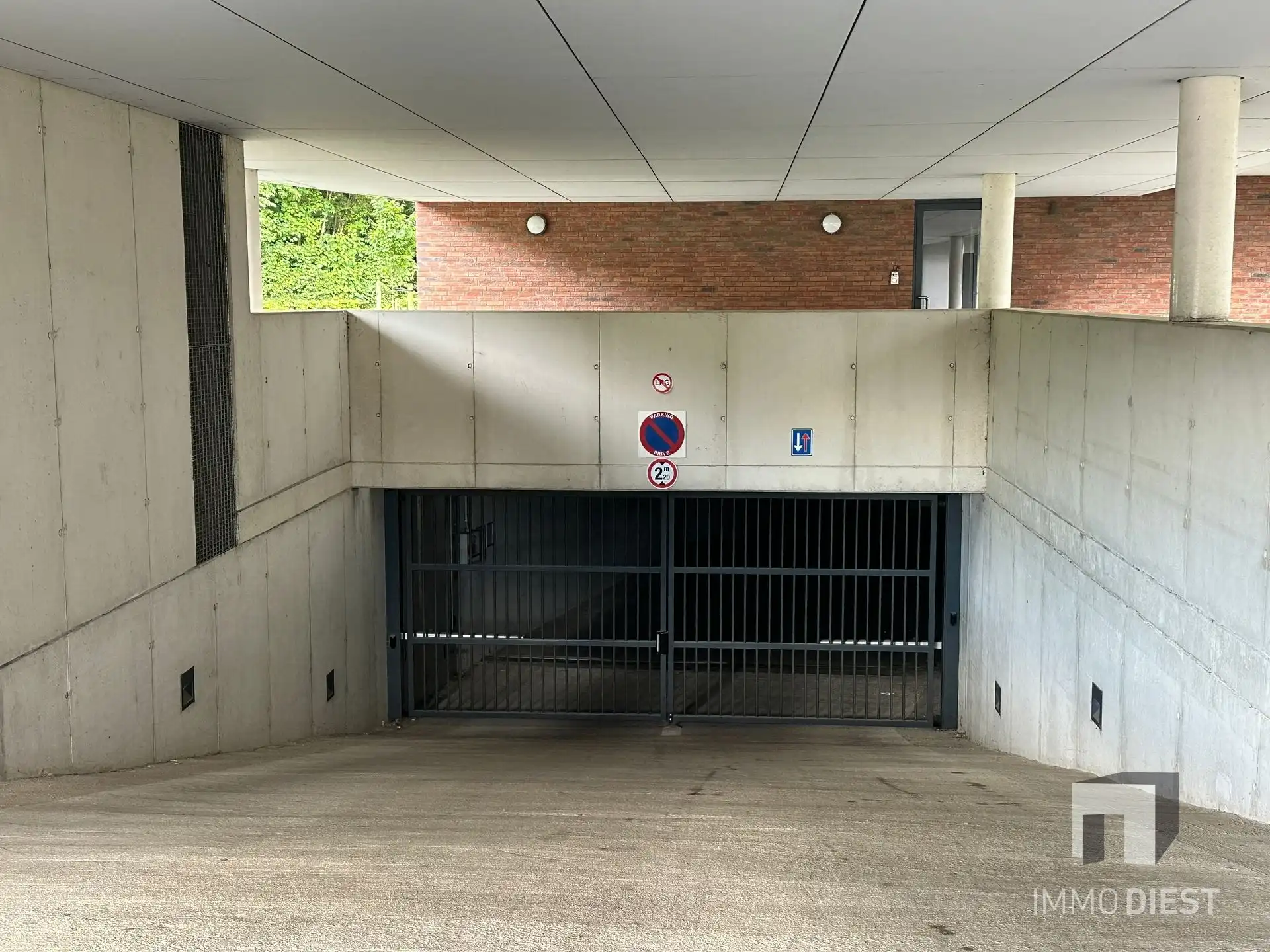 Appartement met 1 slaapkamer, parking en kelder foto 5