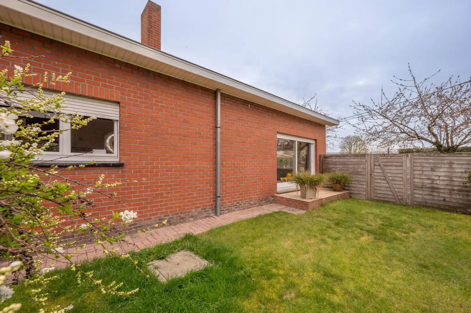 Te renoveren vrijstaande woning met 3 slaapkamers en tuin in Sijsele foto 16