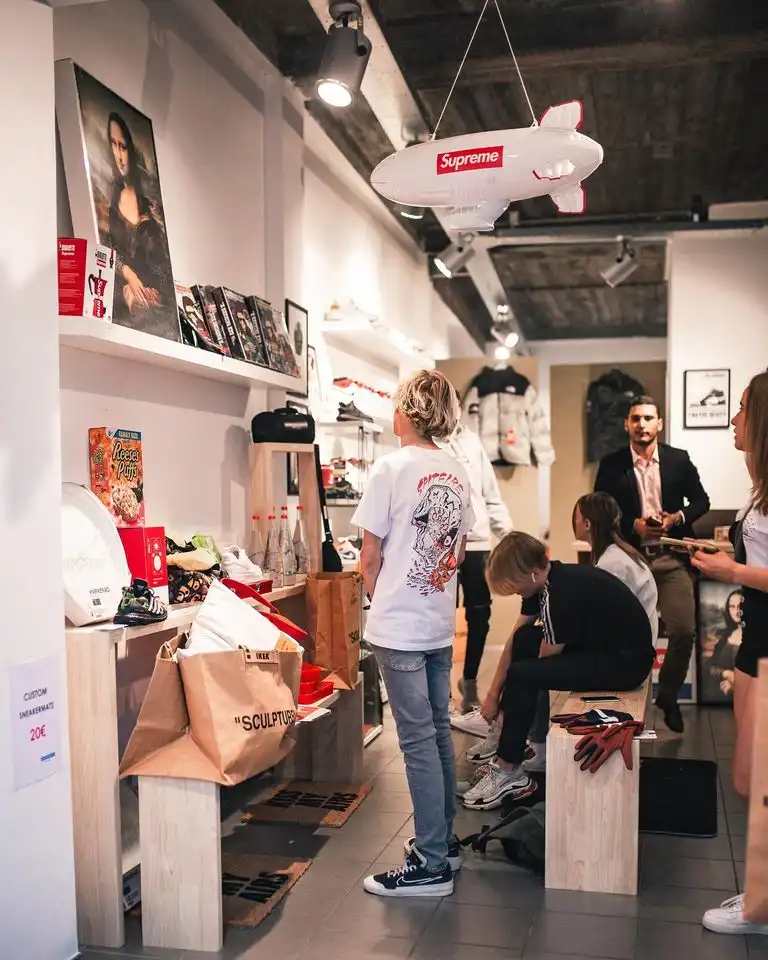 Pop-up ruimte Kortrijk te huur foto 2