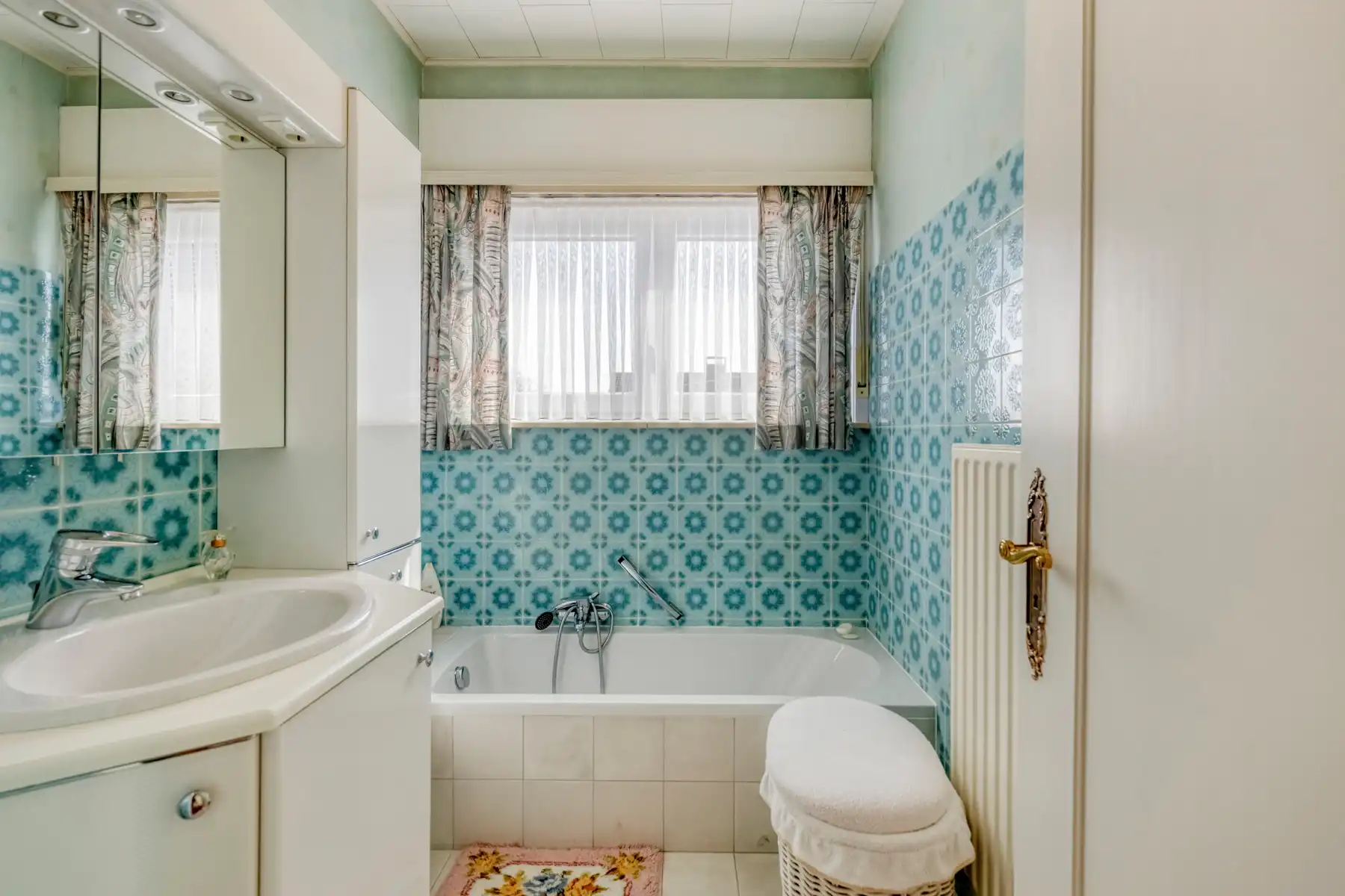 Charmante bungalow ruim perceel foto 9