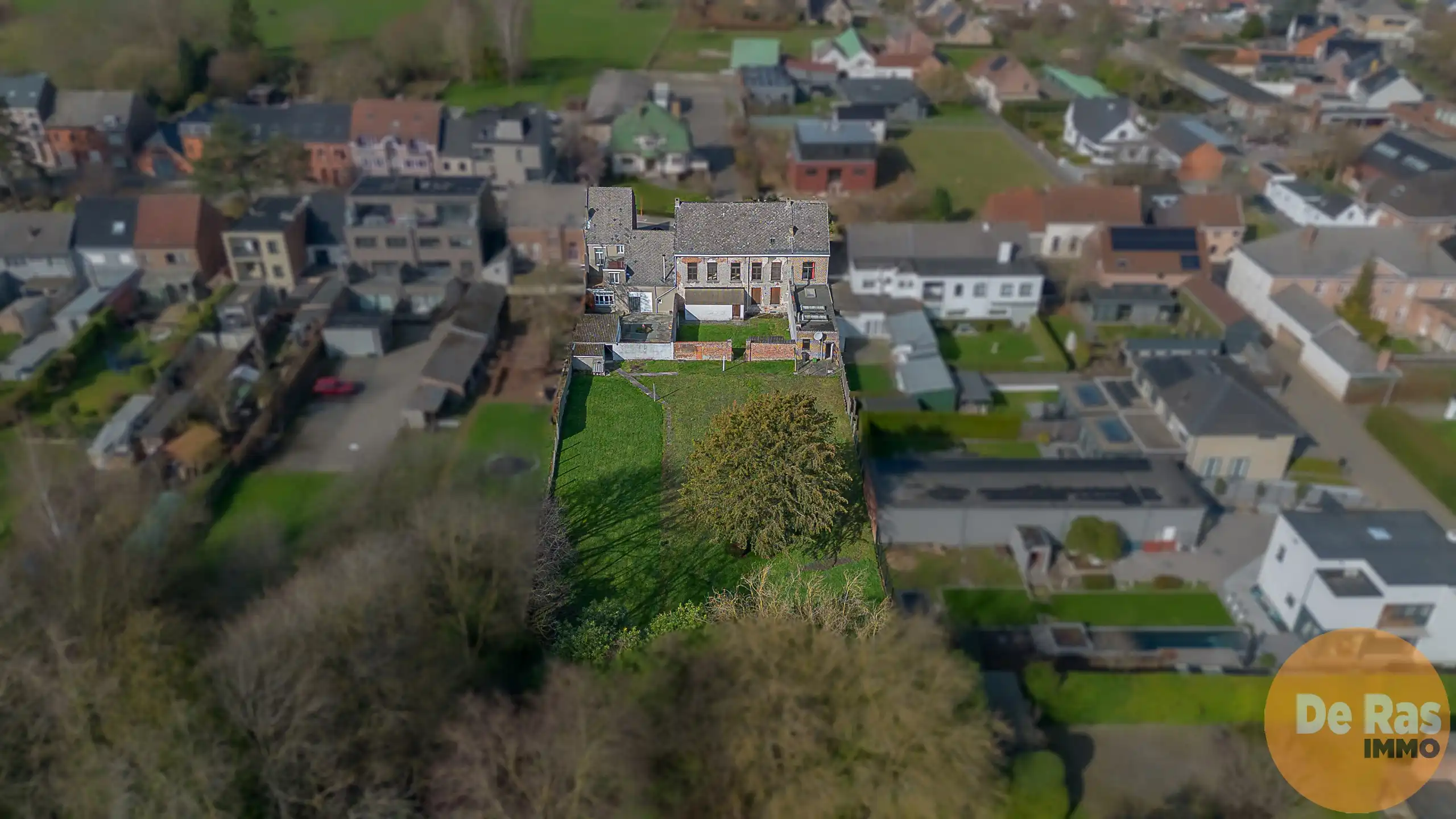 NIEUWERKERKEN - BURGERHUIS MET GROTE TUIN foto 19
