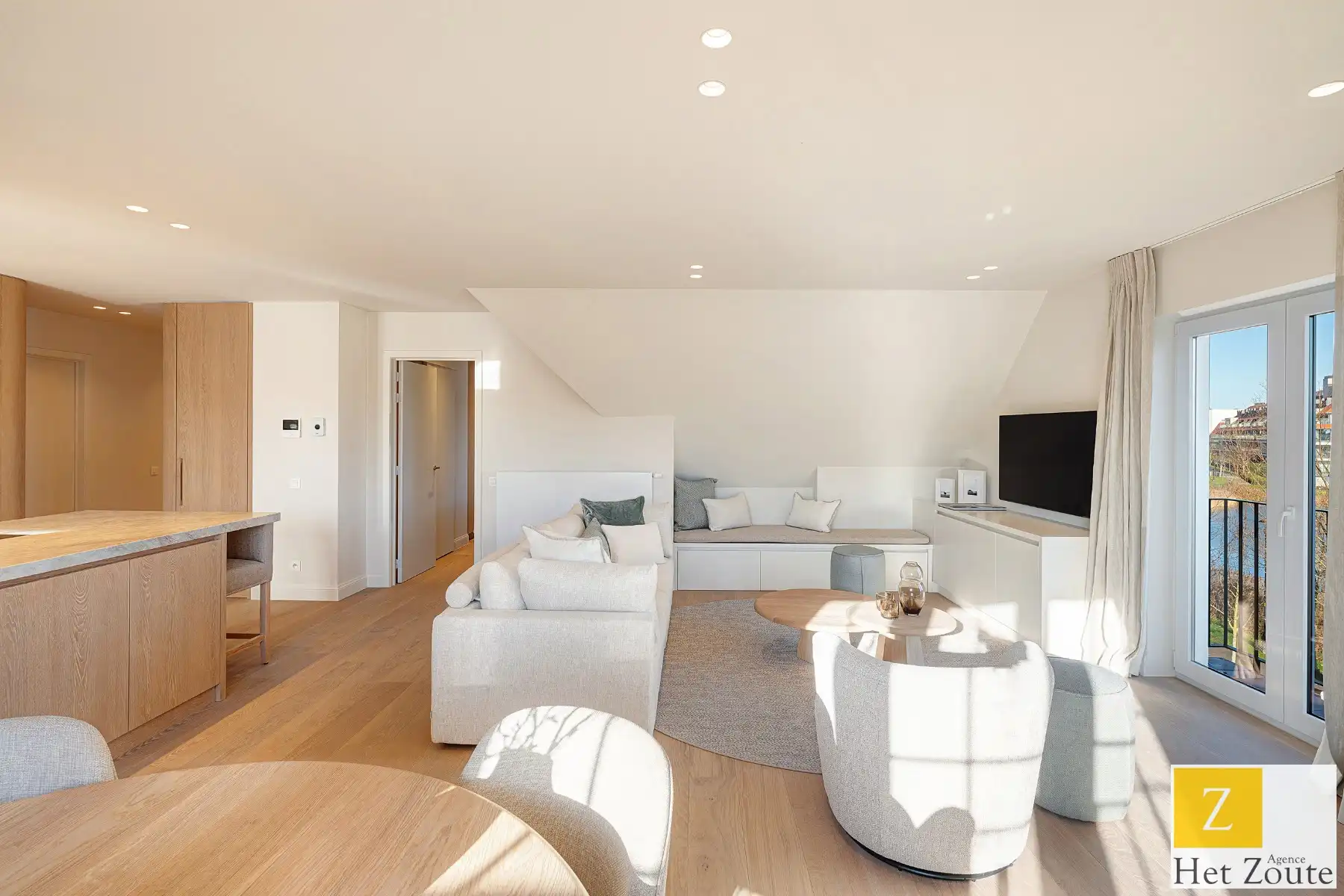 Gezellig appartement met zicht op het Zegemeer te Knokke foto 6