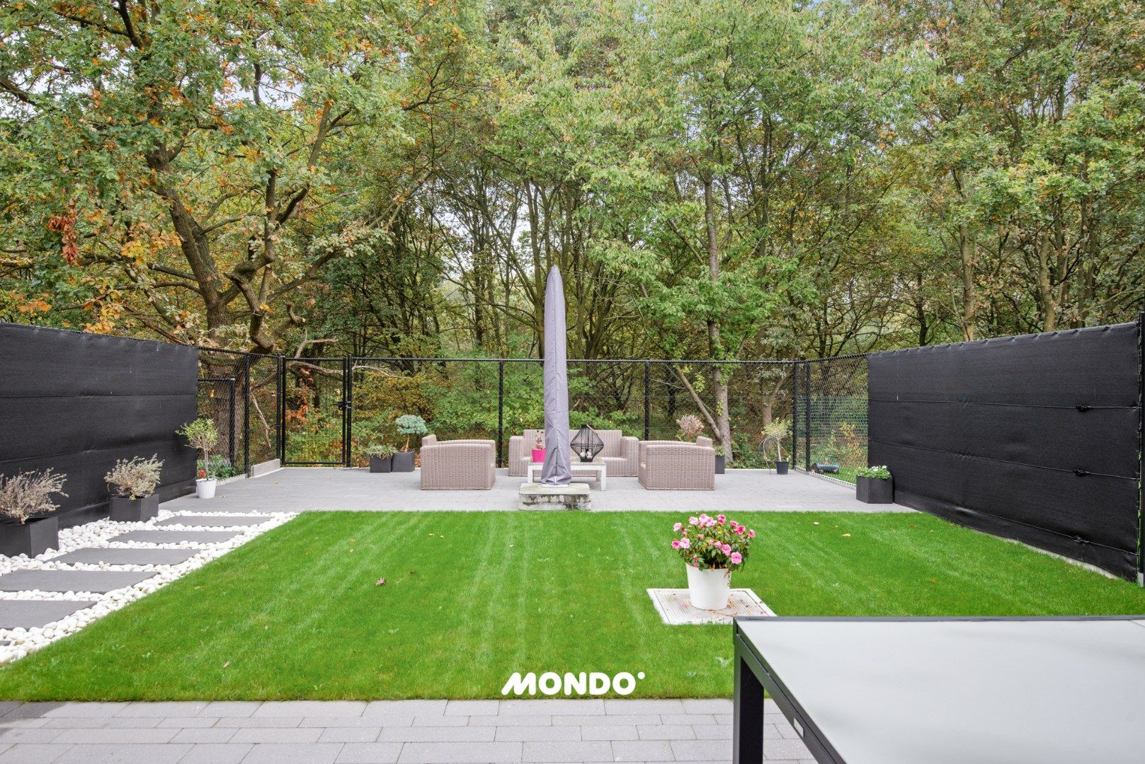 Recente BEN-woning met uitzicht op natuur in het hart van Ruisbroek (Puurs-Sint-Amands) foto {{pictureIndex}}