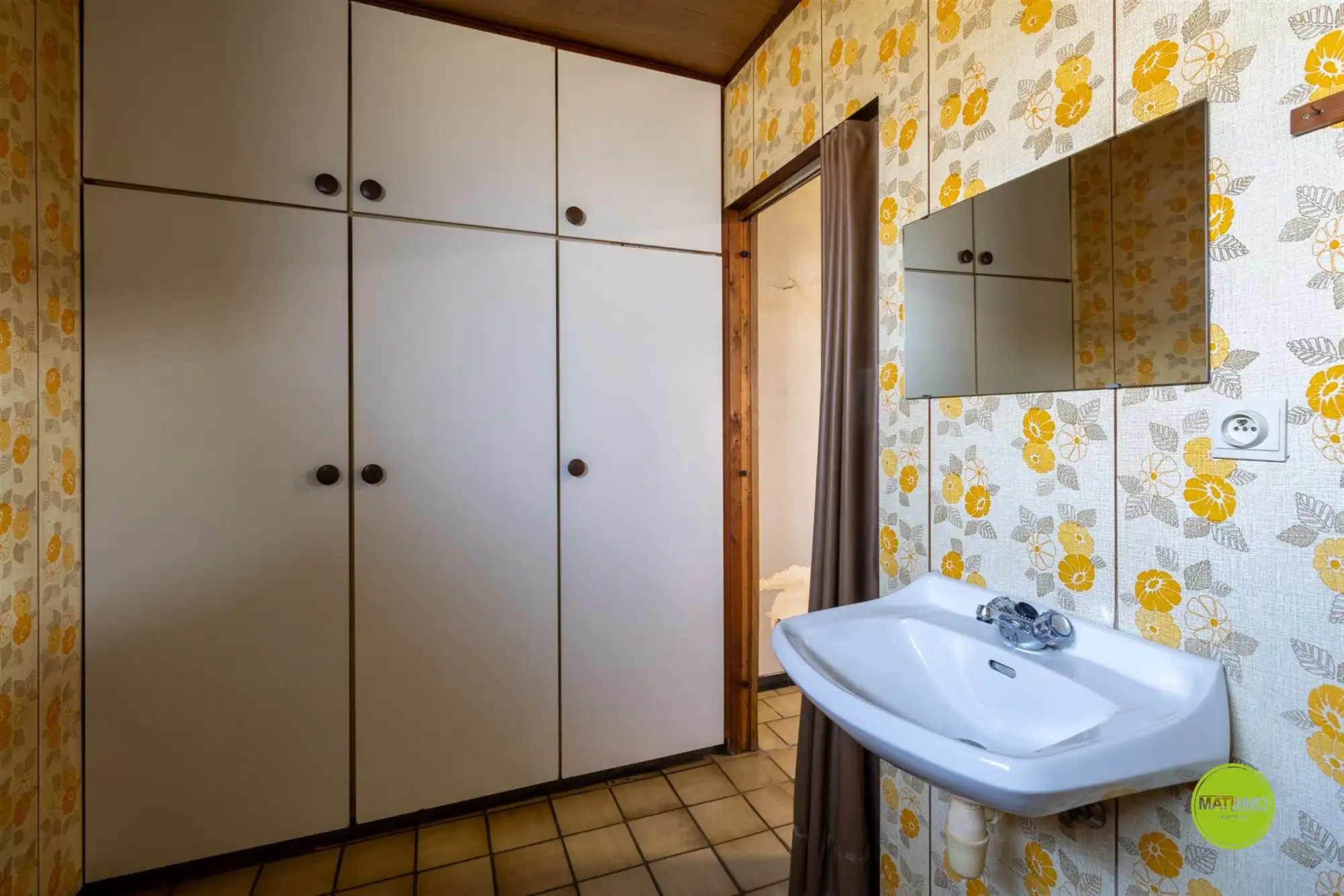 Compacte halfopen renovatiewoning met 2 slaapkamers en tuin foto 8