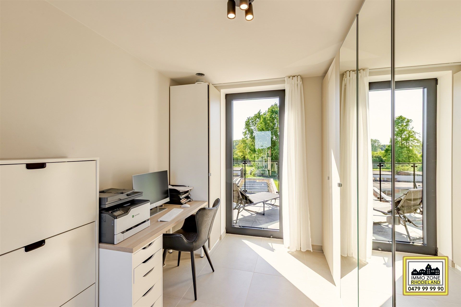 Lichtrijk appt met 2 slpks, 3 terrassen, garage, staanplaats foto 15