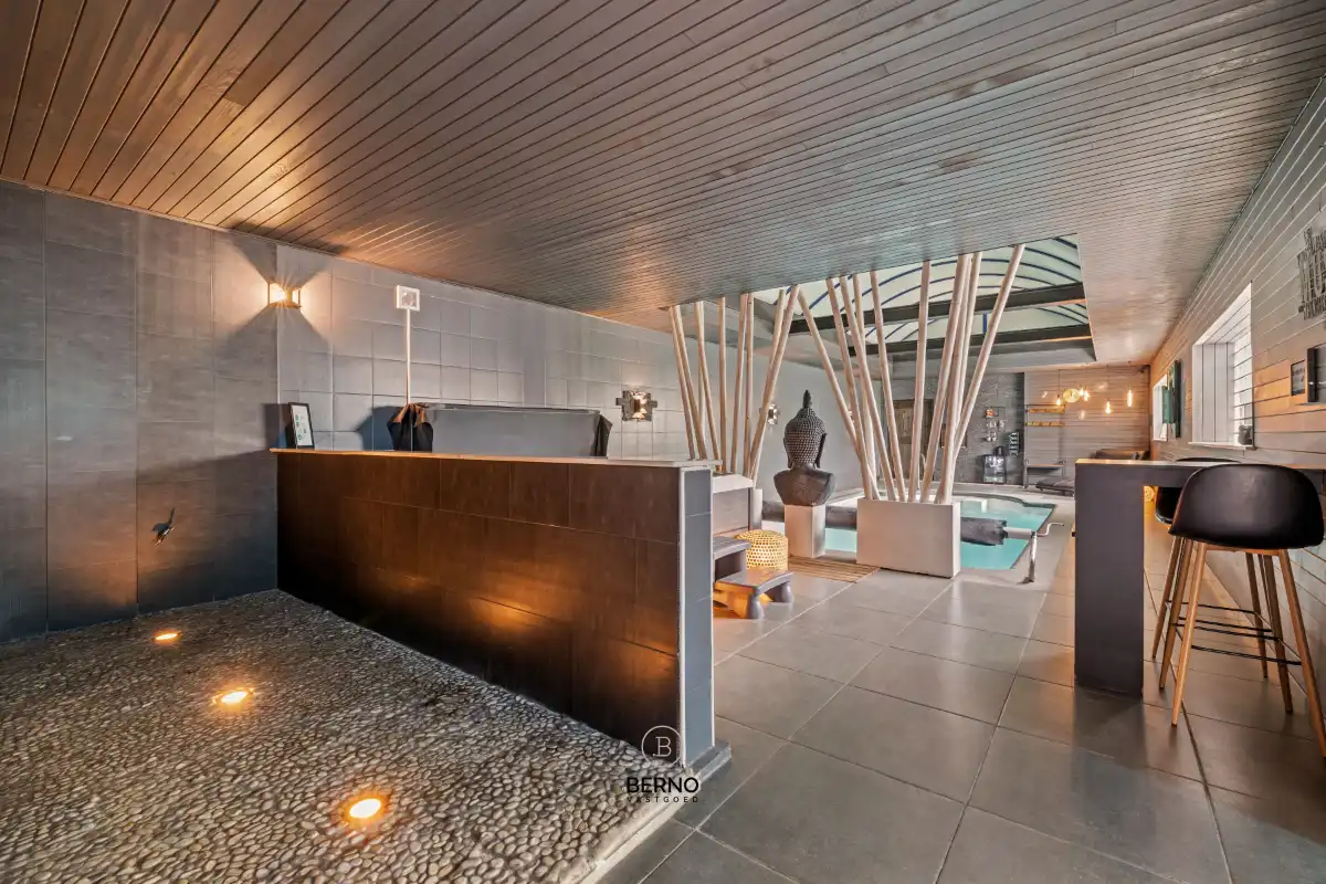 Veelzijdig pand met ruimte, rust en eindeloze mogelijkheden foto 13