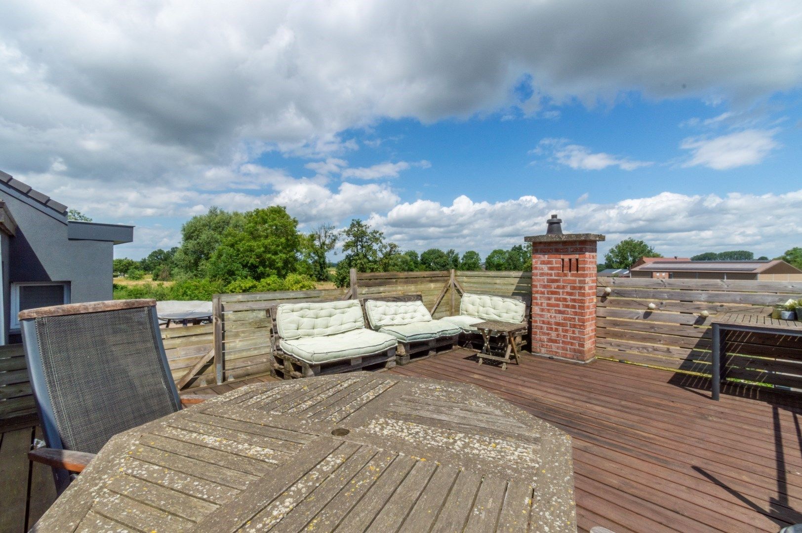 Gerenoveerde en lichtrijke woning met 3 slaapkamers! foto 21