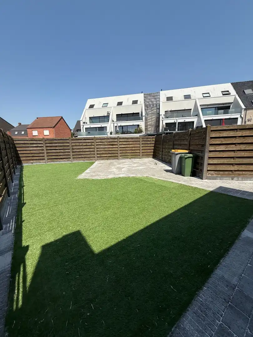 Prachtig, instapklaar energiezuinig appartement met 3 slaapkamers, terras en tuin te Bocholt. foto 24