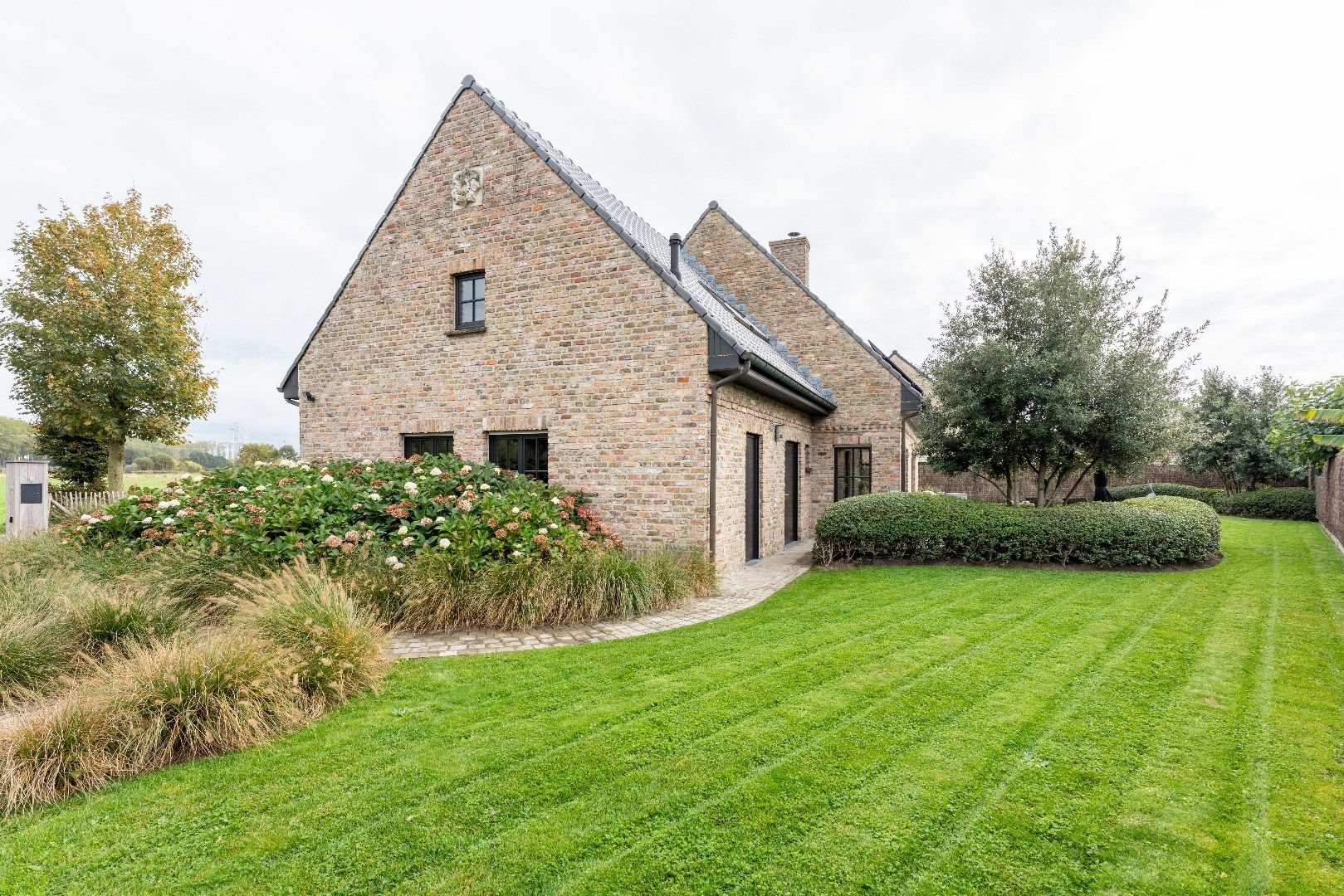 Landelijk gelegen villa met een superieure afwerking te Maldegem foto 33