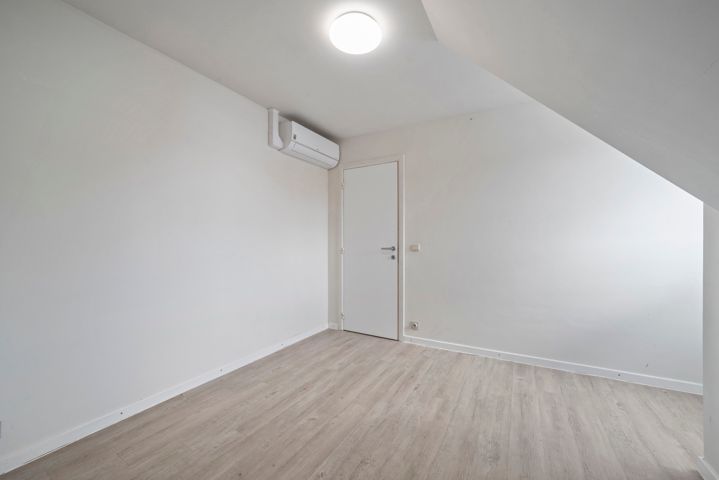 Gezellig Appartement in het Centrum van Sijsele! foto 6