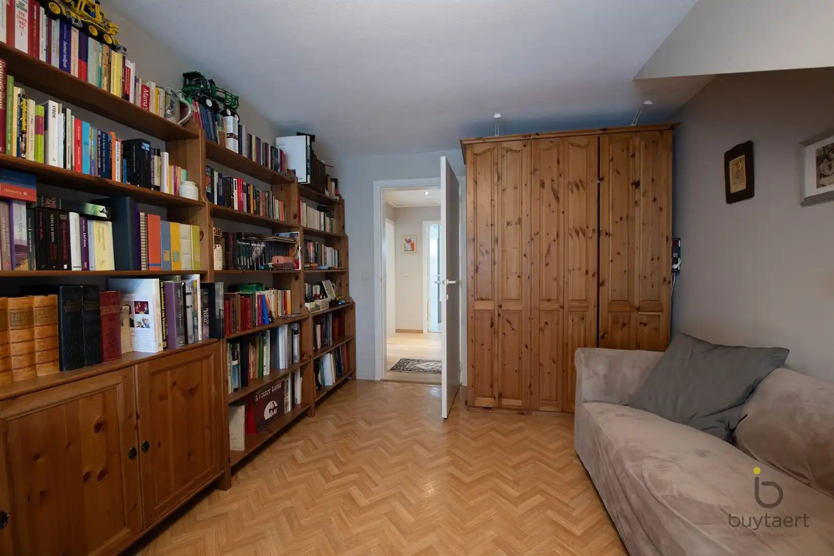 RUIMTE, LICHT ÉN RUST: GEZELLIGE FAMILIEWONING MET 5 SLAAPKAMERS MIDDEN IN HET GROEN! foto 24