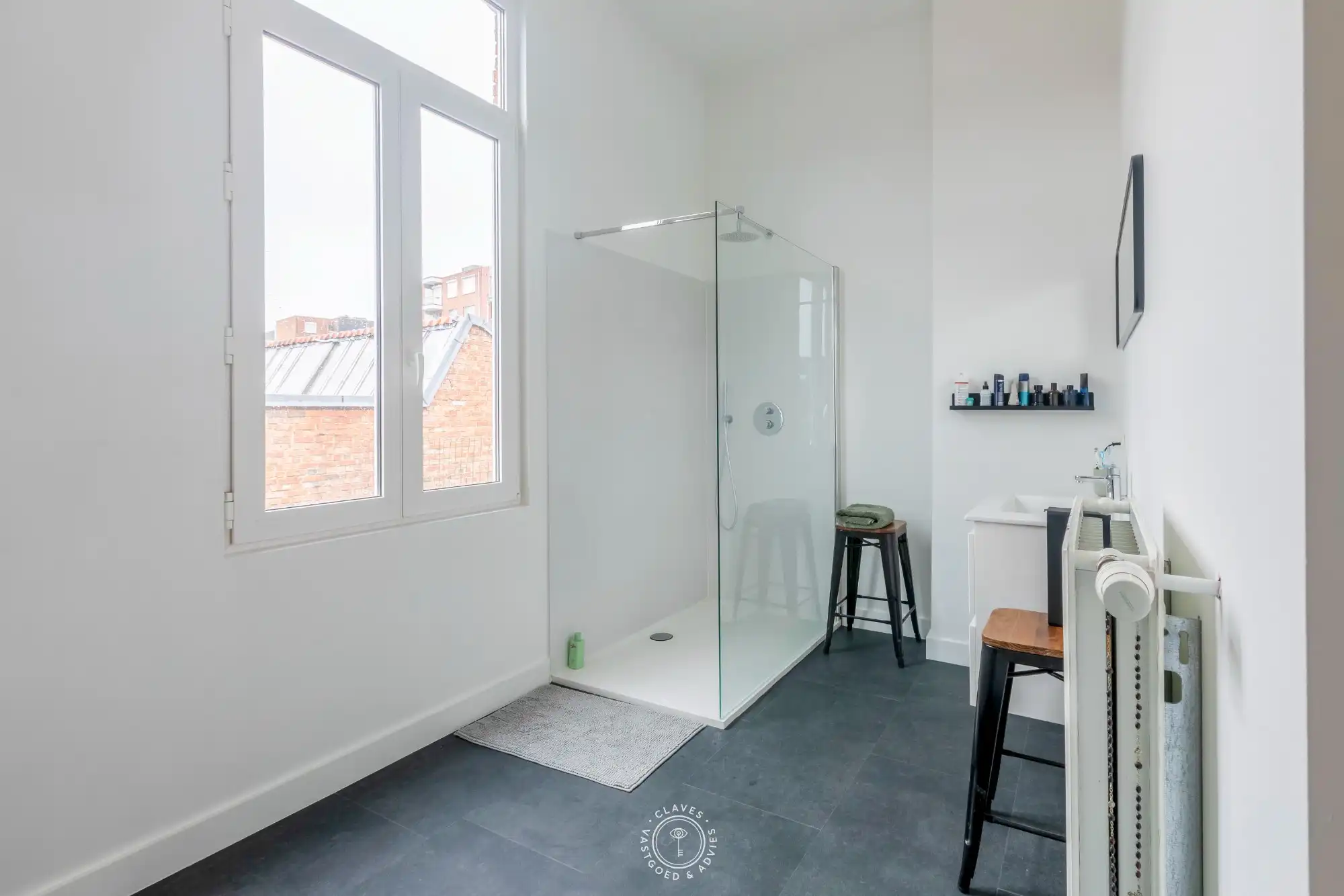 Fijne stadswoning met industriële look op wandelafstand van het station foto 6