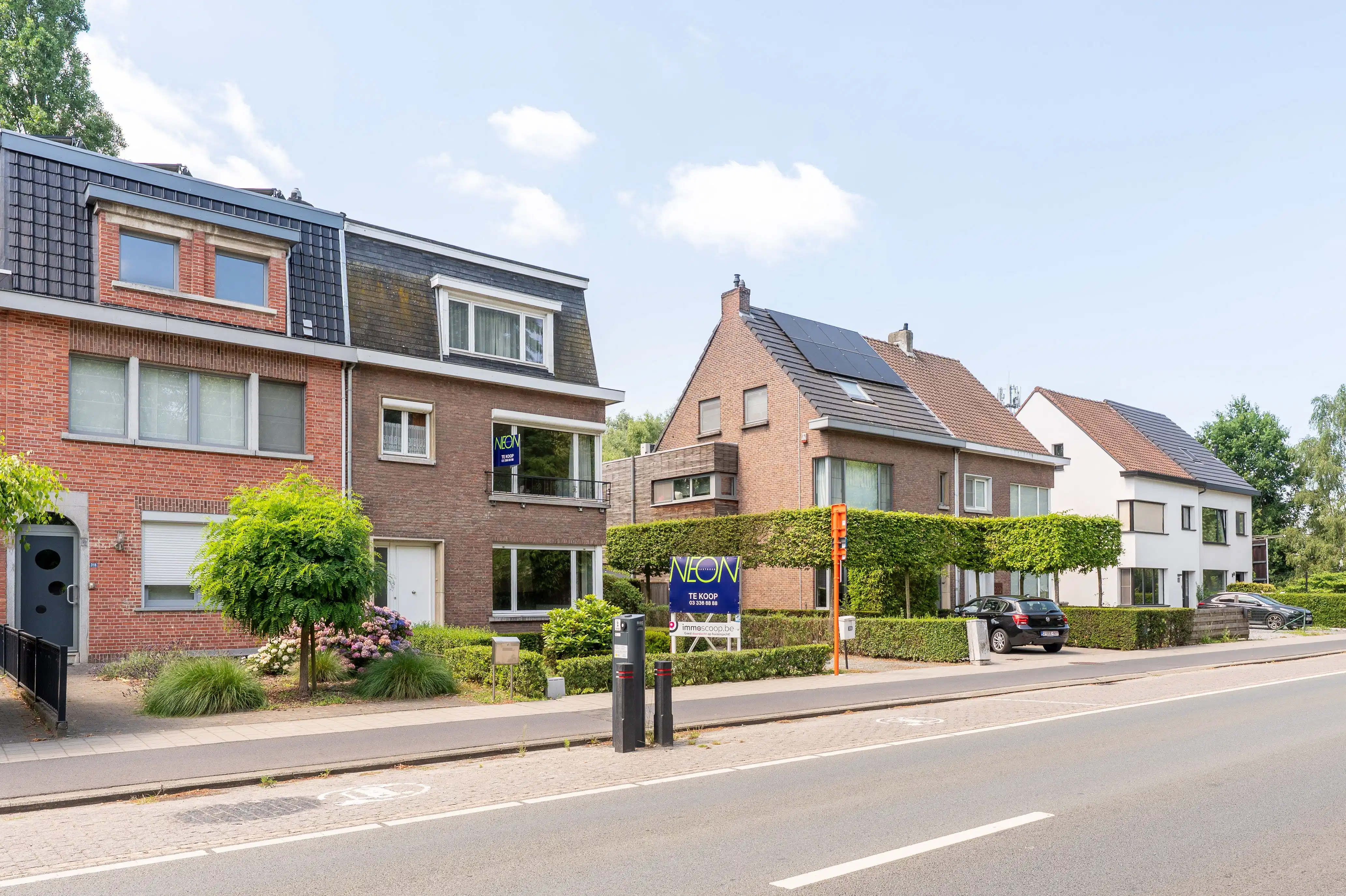 Halfopen bebouwing met veel potentieel, zonnige tuin en garage in Kapellen! foto 26
