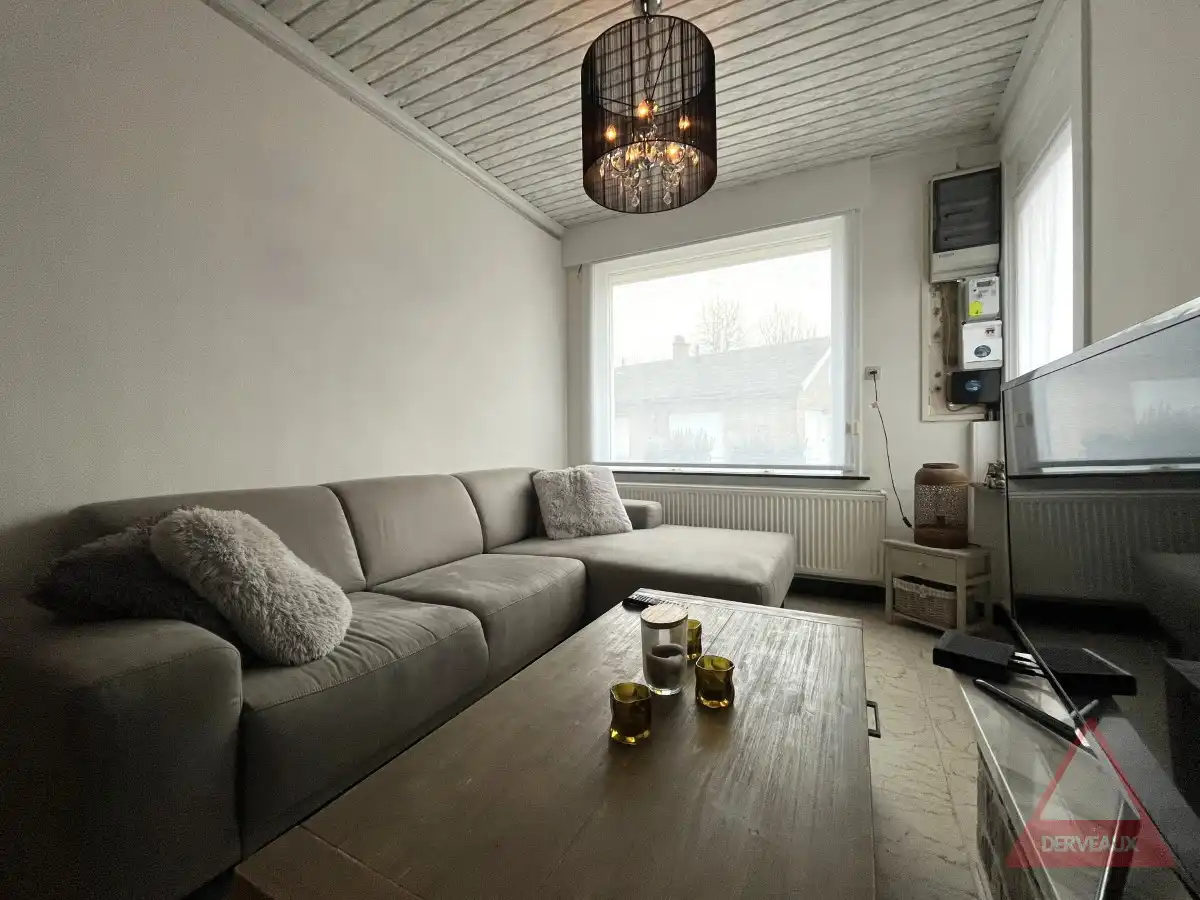 Menen – Halfopen bebouwing met tuin en parkeerplaats foto 4