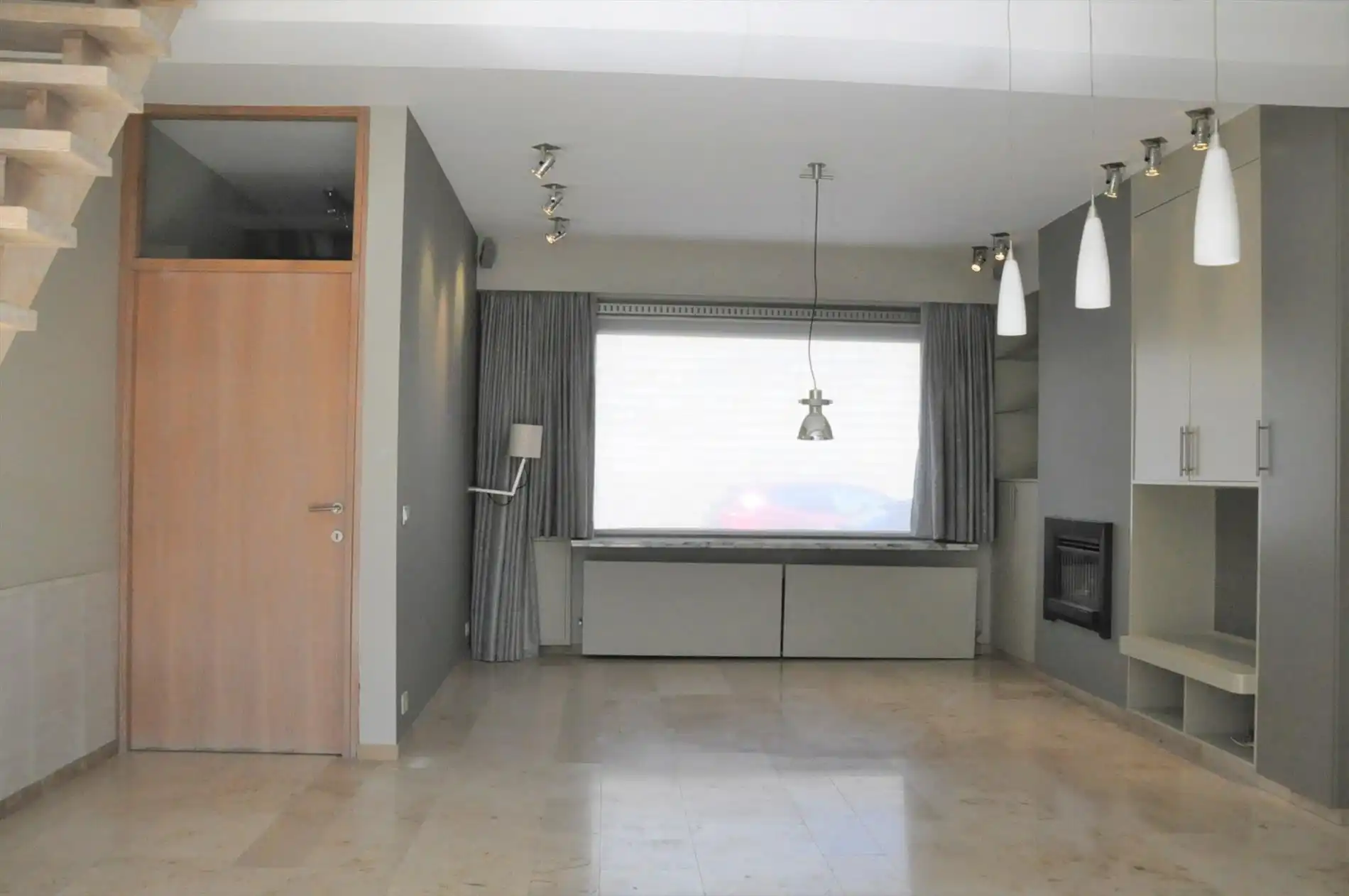 Woning met 2 slaapkamers en garage foto 4