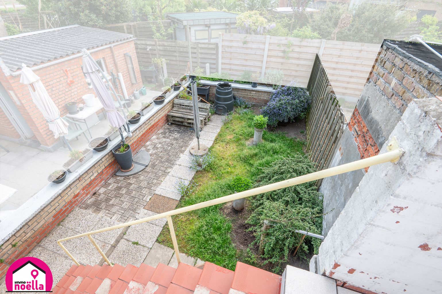 RIJWONING MET HEEL RUIME GARAGE  foto 18