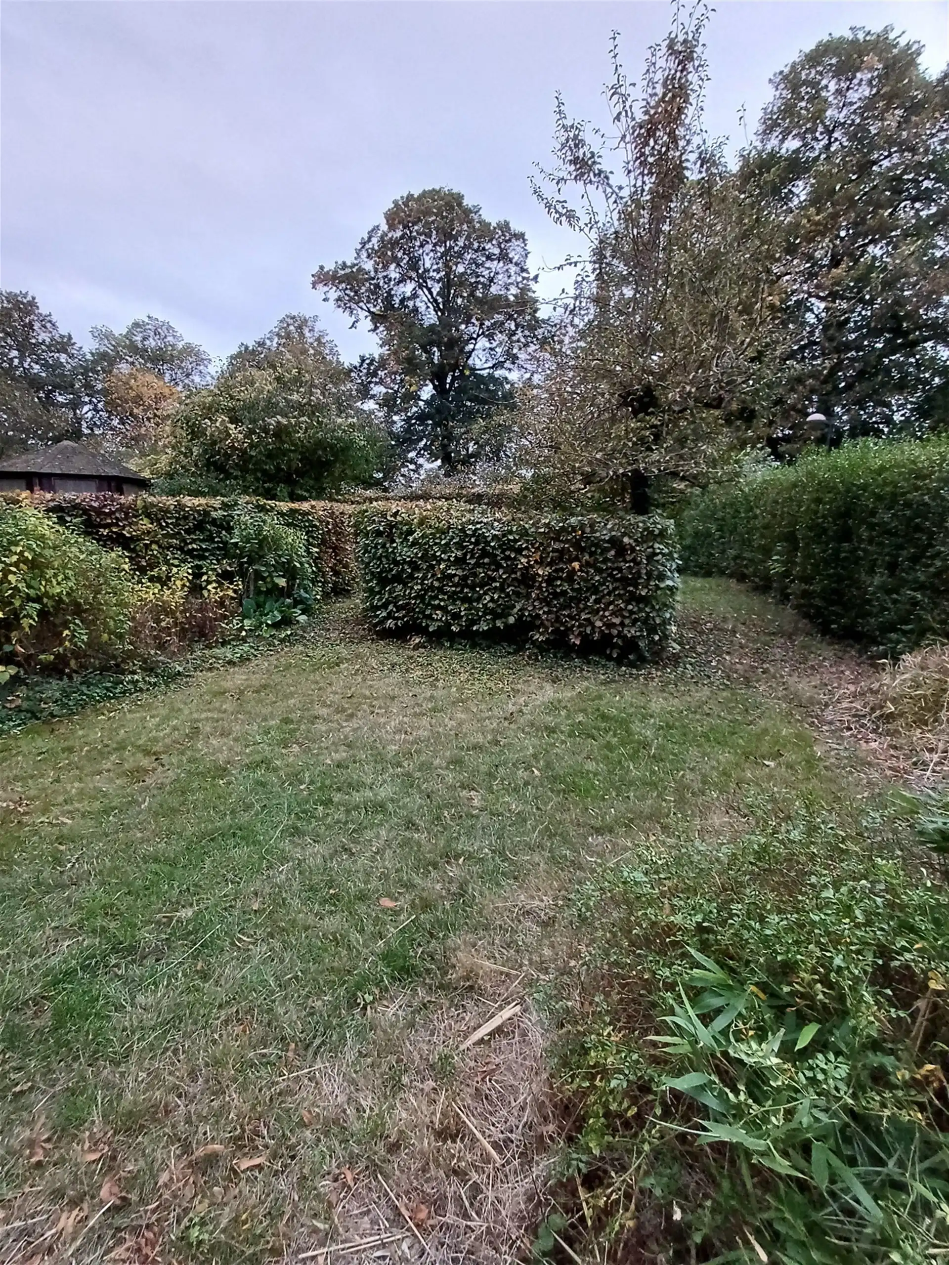 2 slaapkamer appartement met grote tuin foto 18