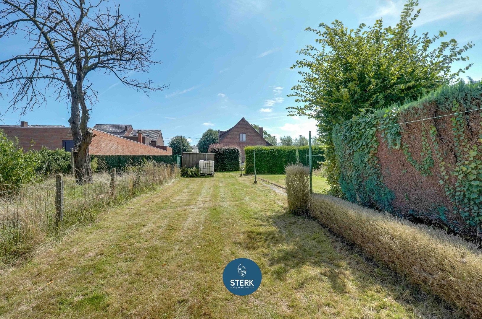 TE RENOVEREN WONING MET DIEPE TUIN OP EEN CENTRALE LOCATIE TE VELDWEZELT !   foto 26