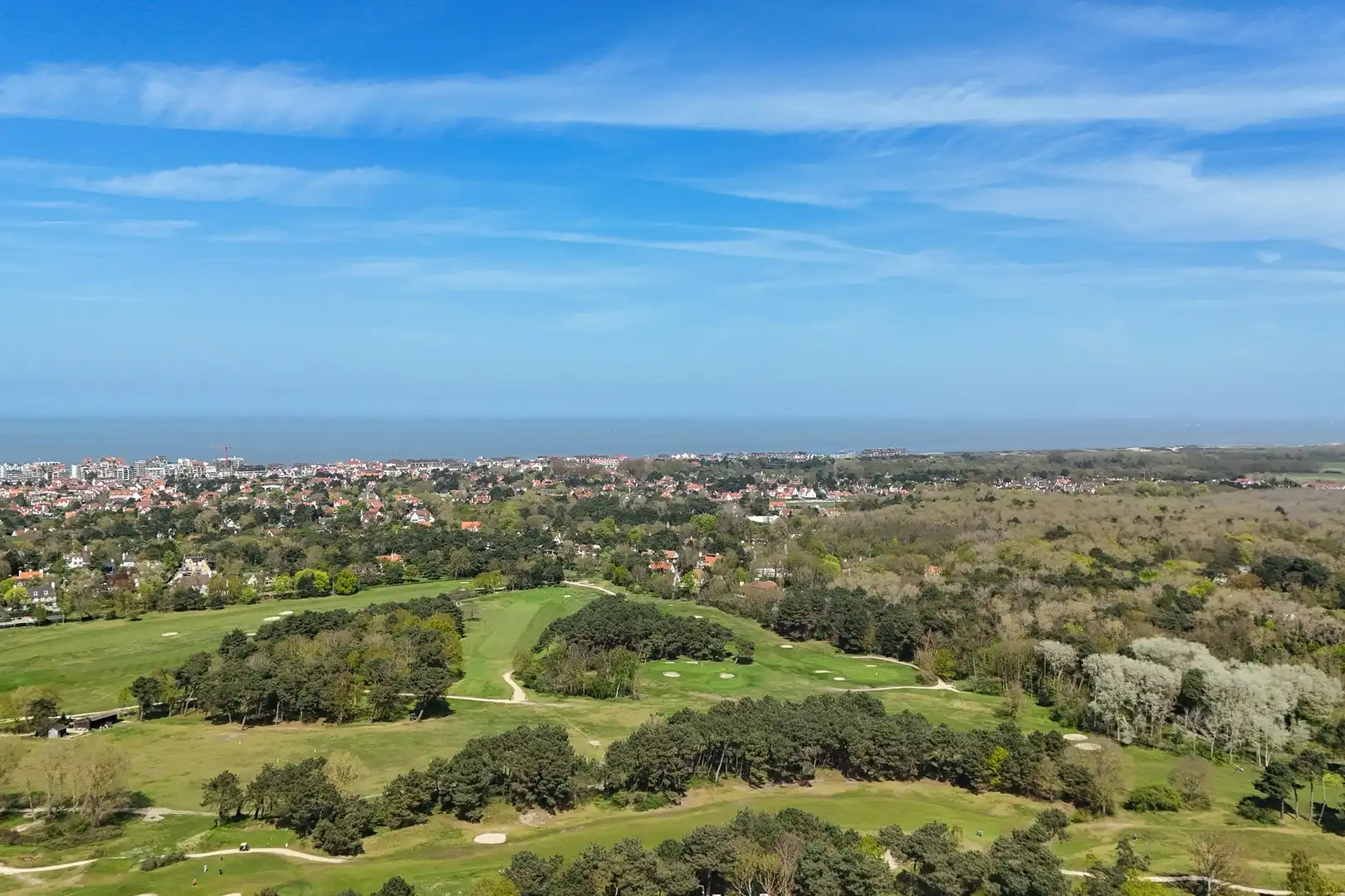 Zeldzame bouwgrond van ca. 855 m, gelegen in de Magere Schorre nabij de Royal Zoute Golf Club. foto 8