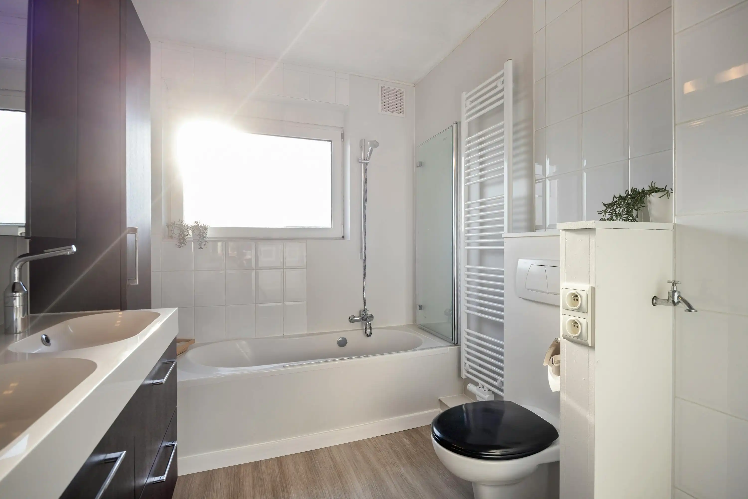 Instapklaar huis met 3 slaapkamers te koop in Kapellen! foto 19