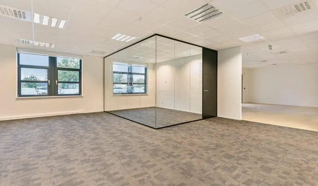 Gelijkvloers kantoor te huur in E19 Business Park te Mechelen foto 6