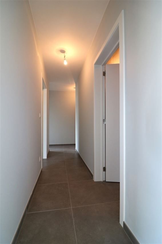 Glkvlrs (2 slpk), energiezuinig, terras & tuintje, 2 autostaanpl., kelderberging foto 23