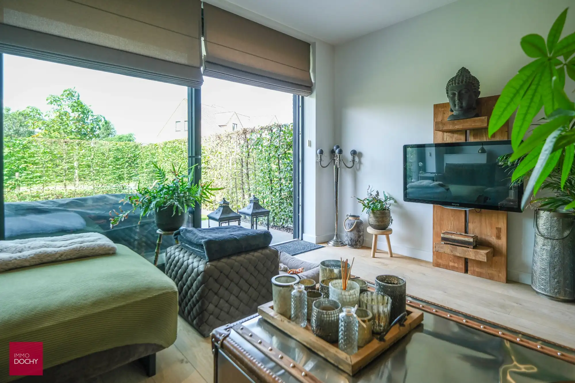 Gelijkvloers appartement met zongericht terras en tuin foto 8
