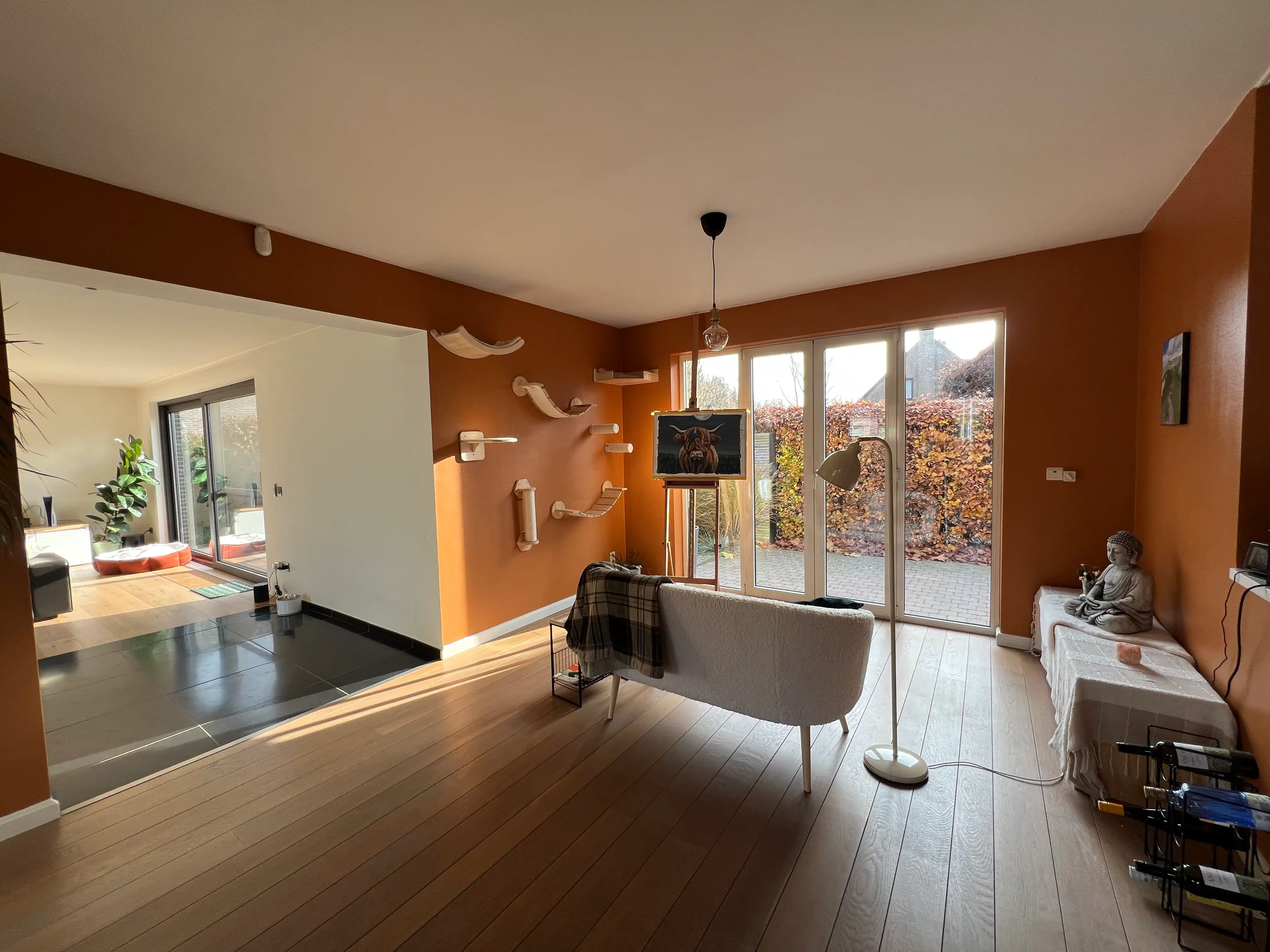 Instapklare, volledig gerenoveerde droomwoning met 3 slaapkamers, inpandige garage en prachtig aangelegde tuin foto 5