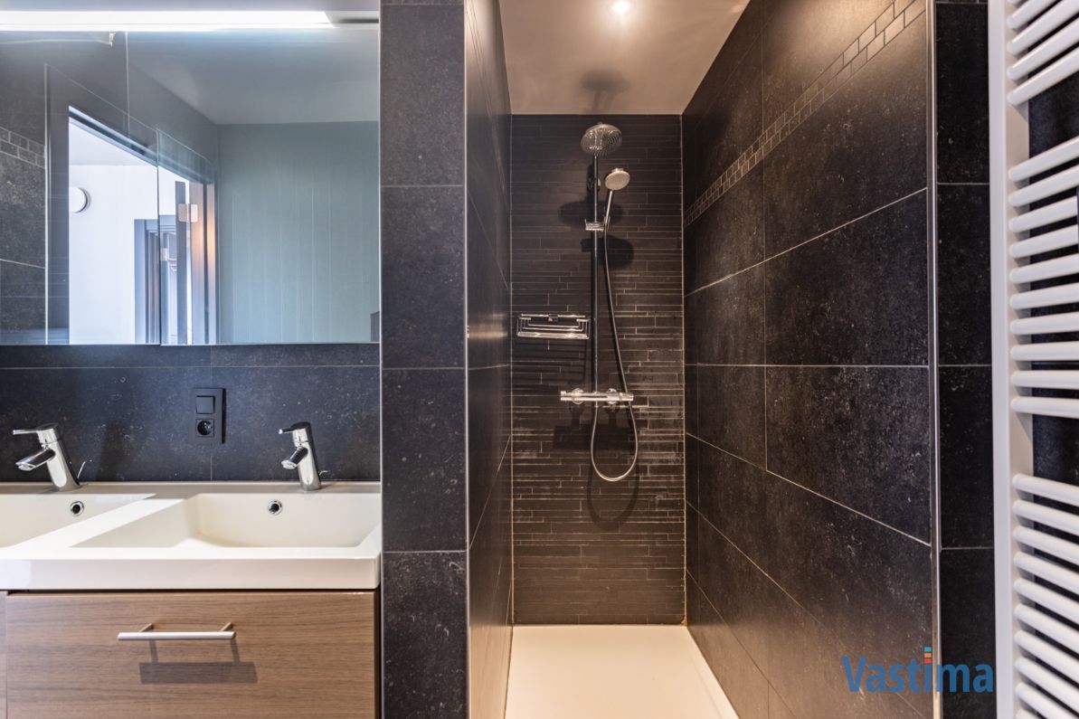 Penthouse met 2 terrassen met zicht over de skyline van Aalst foto 27