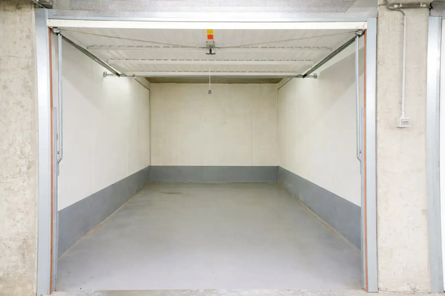Instapklaar 2-slaapkamerappartement (89m² + 8m² terras) nabij de haven van Nieuwpoort. foto 13