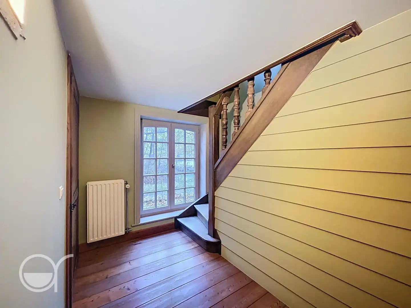 Mooie hoeve met bijgebouwen en zicht op kasteel foto 15