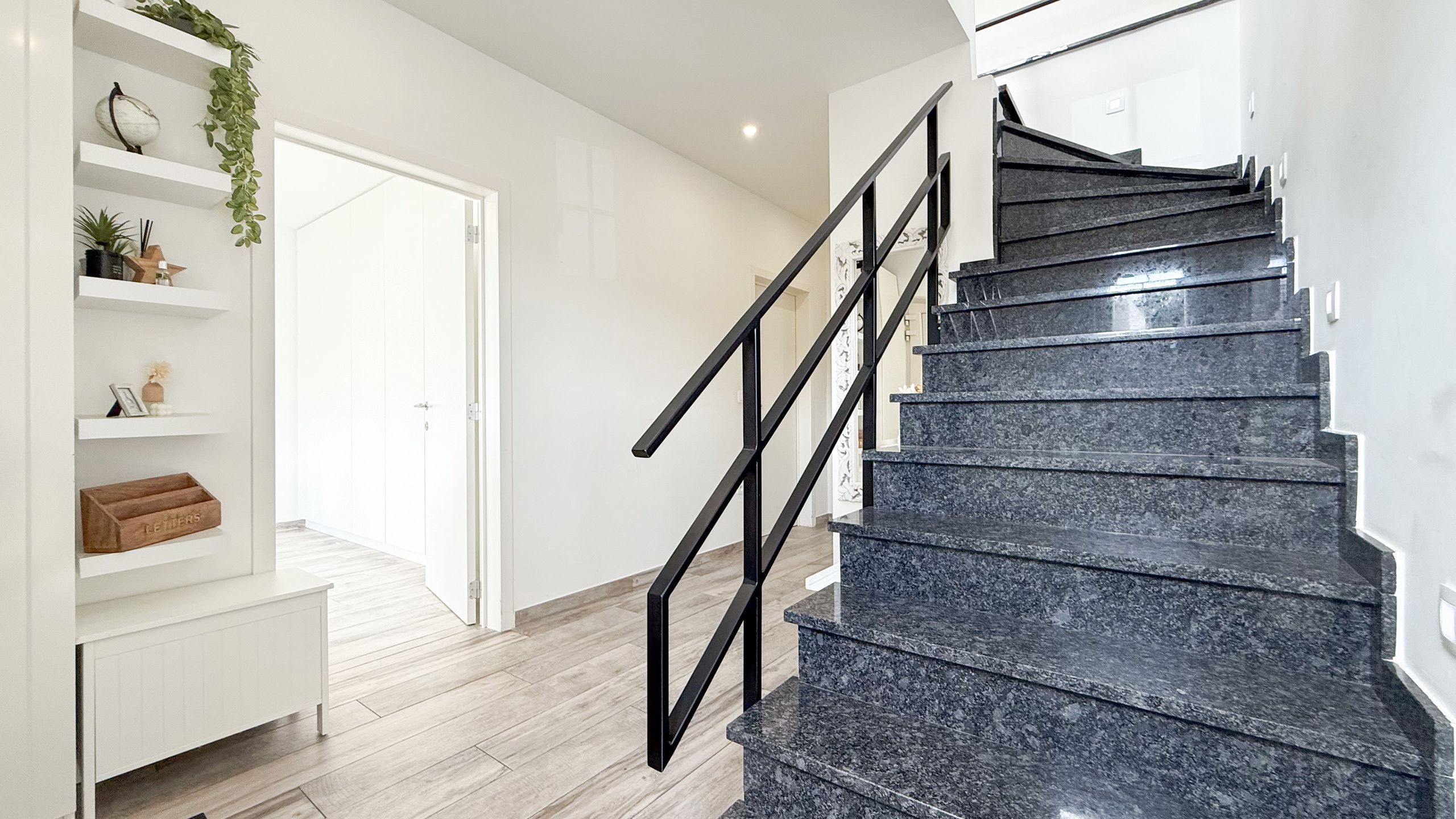  Instapklare woning met 3 slpk en zuid gerichte tuin! foto 20