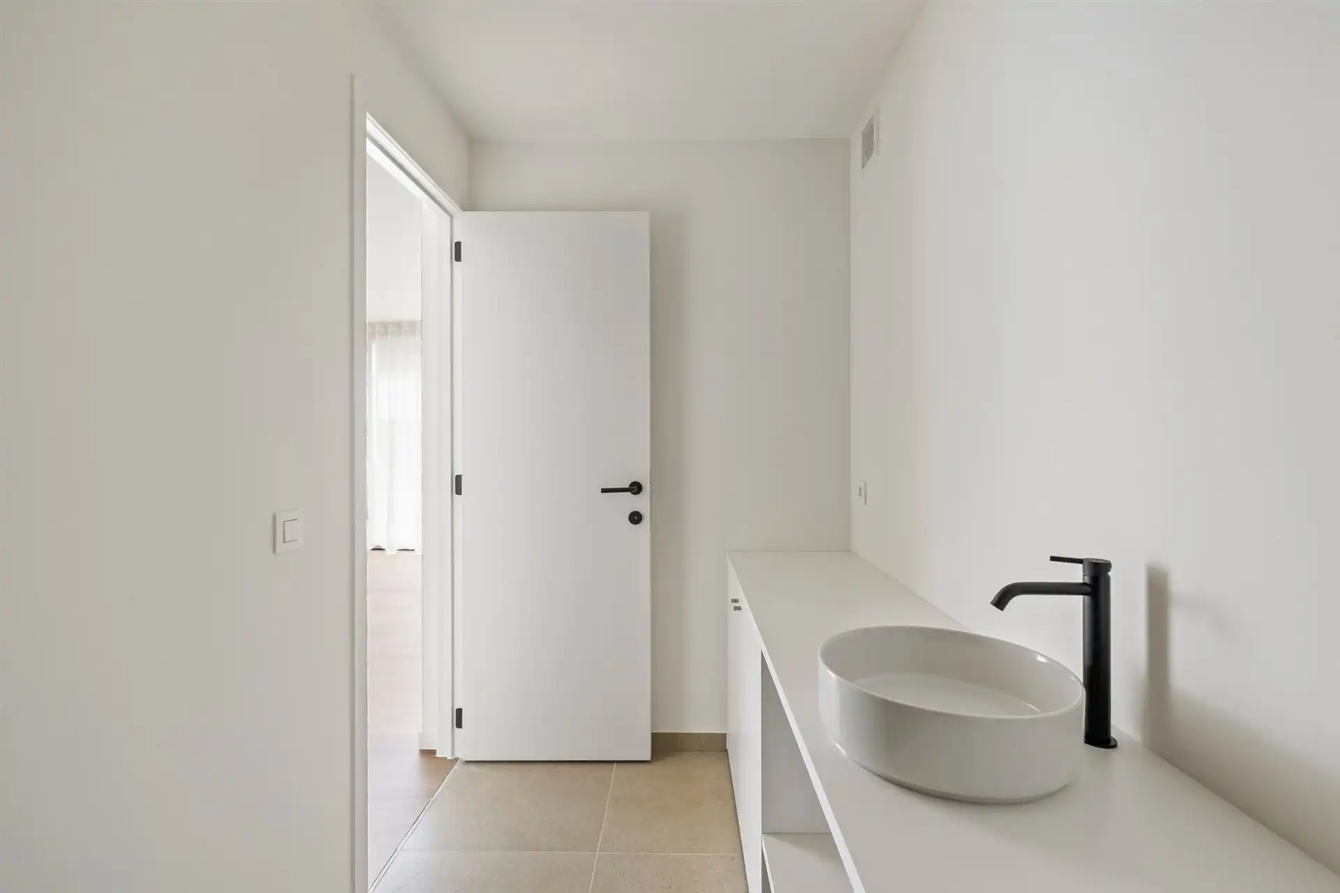 Mooi afgewerkt appartement in Vichte foto 10