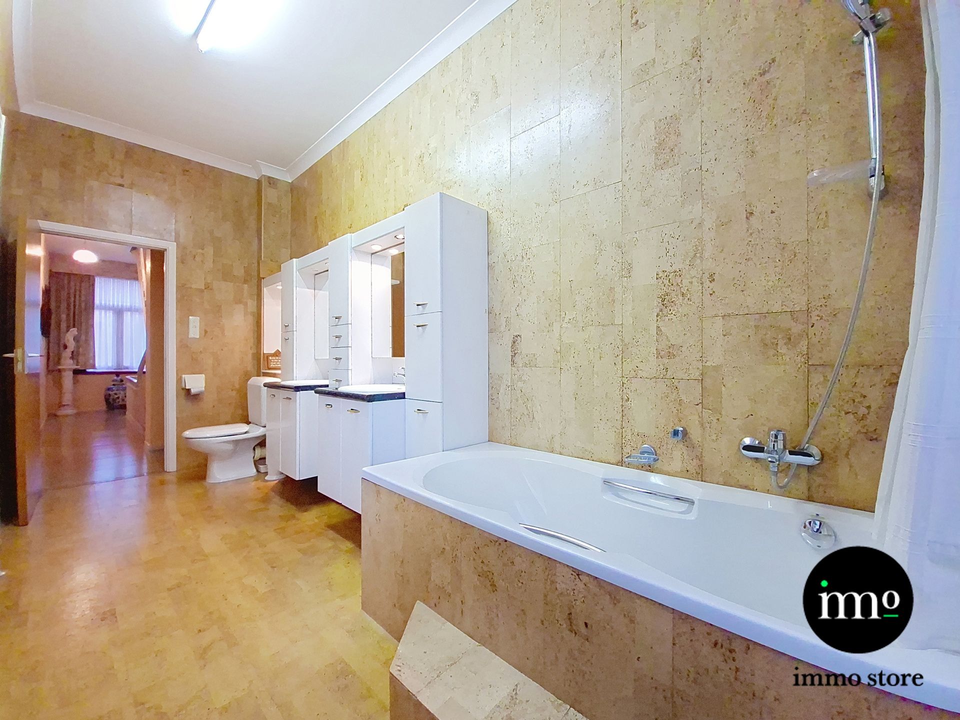 Interbellum bel-etage herenhuis in gegeerde laan foto 12