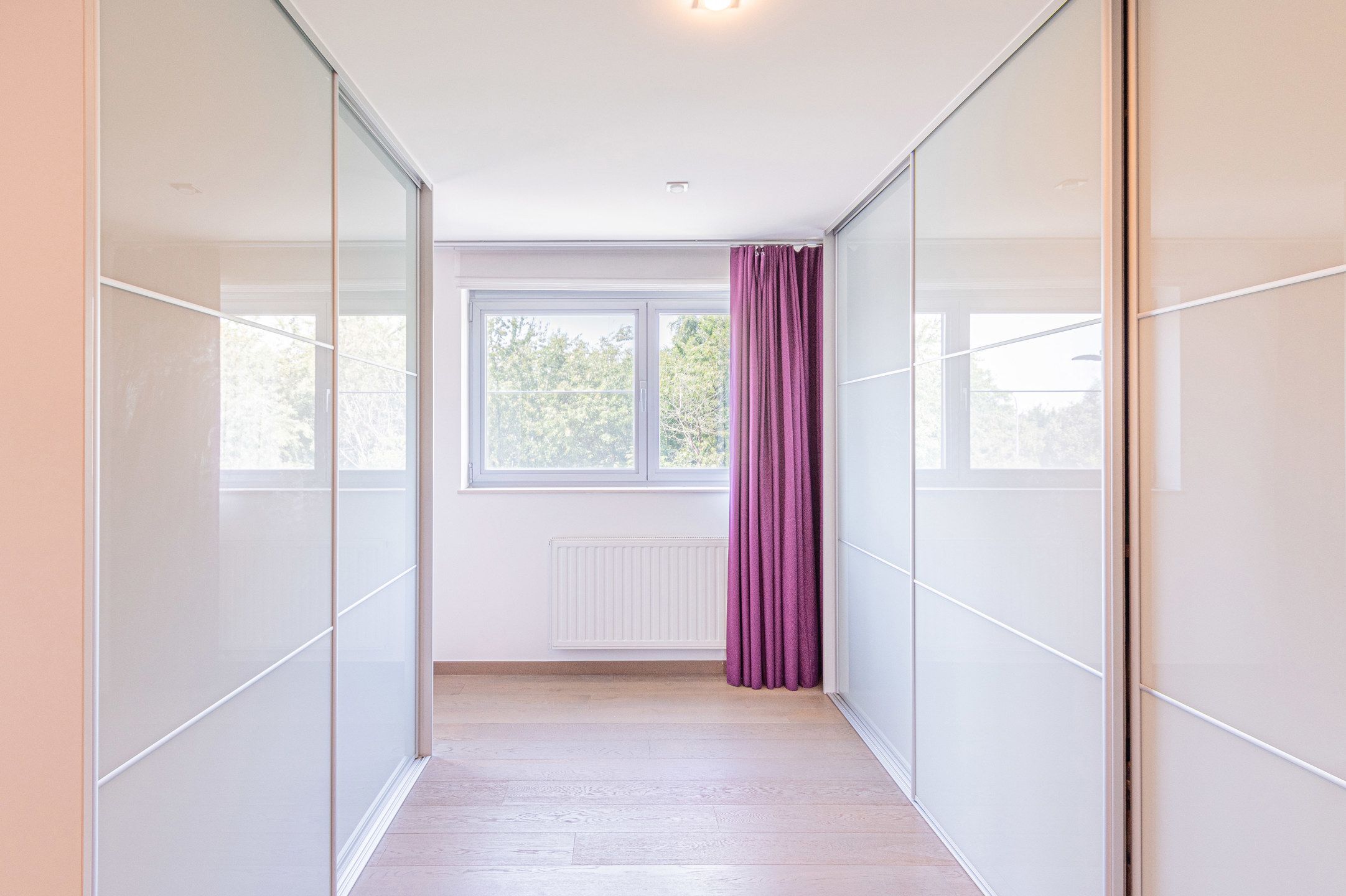 Modern 2-slaapkamer appartement foto 13