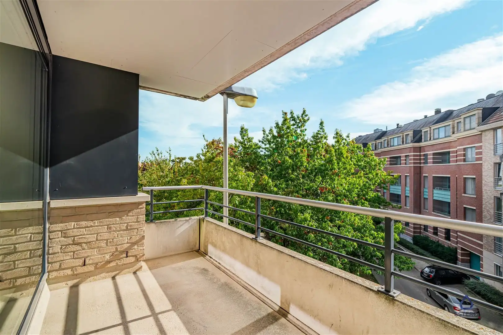 Appartement 89 m² met terras – Marcel Thiry foto 2
