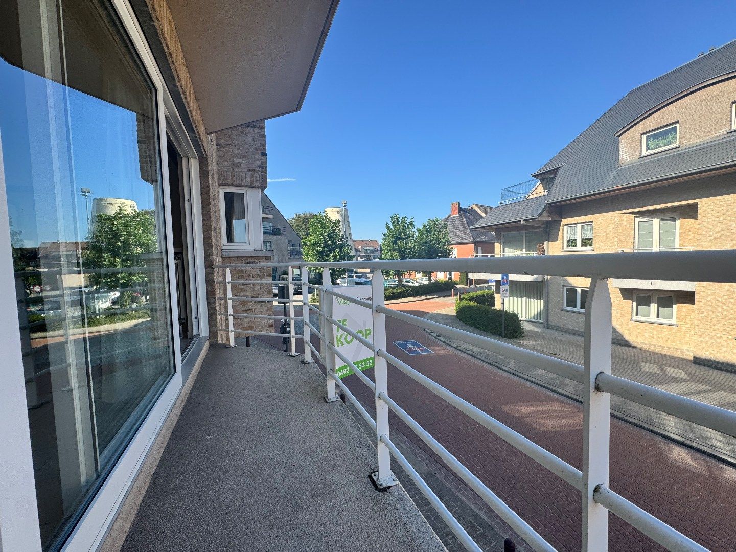 Appartement met 2 slaapkamers en 2 terrassen te Koekelare  foto 7