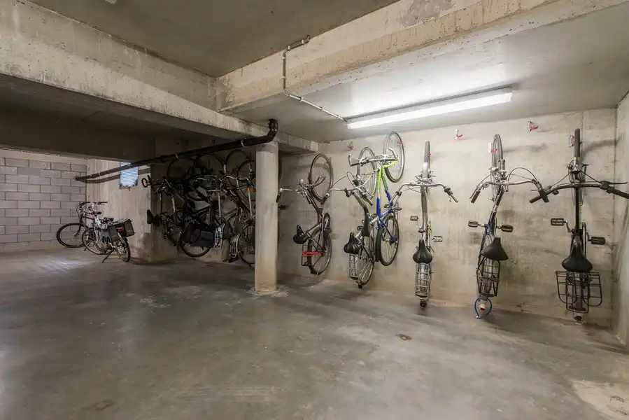 Instapklaar appartement van 107 m² in centrum Diepenbeek. foto 22