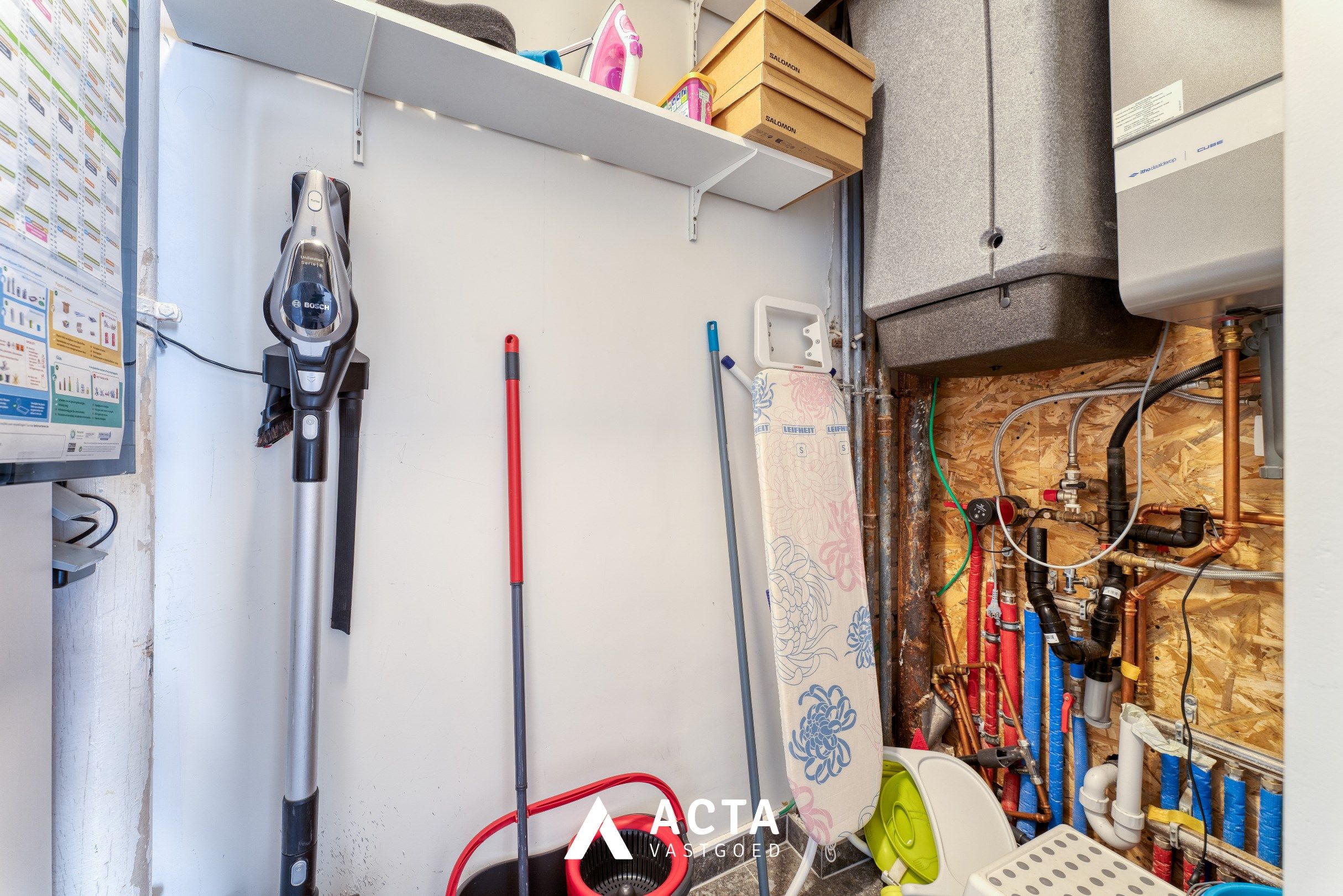 Gerenoveerd appartement met twee slaapkamers in Mariakerke foto 10