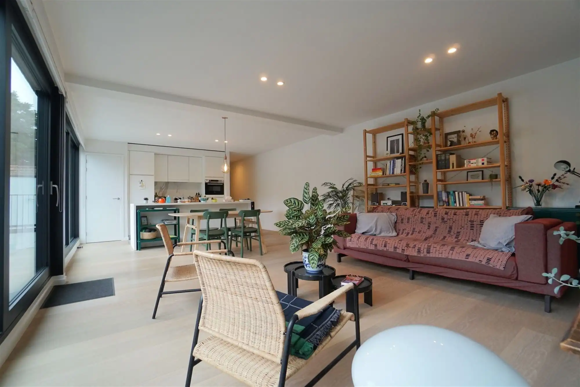 Luxueus 2-slpk duplex appartement in centrum Evergem met fantastisch ruim en zonnig terras foto 4