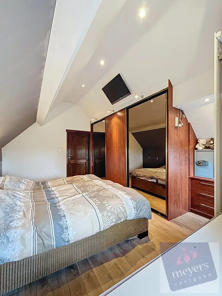 Exclusieve woning met zwembad en 1,2 ha privéterrein in Alken foto 28