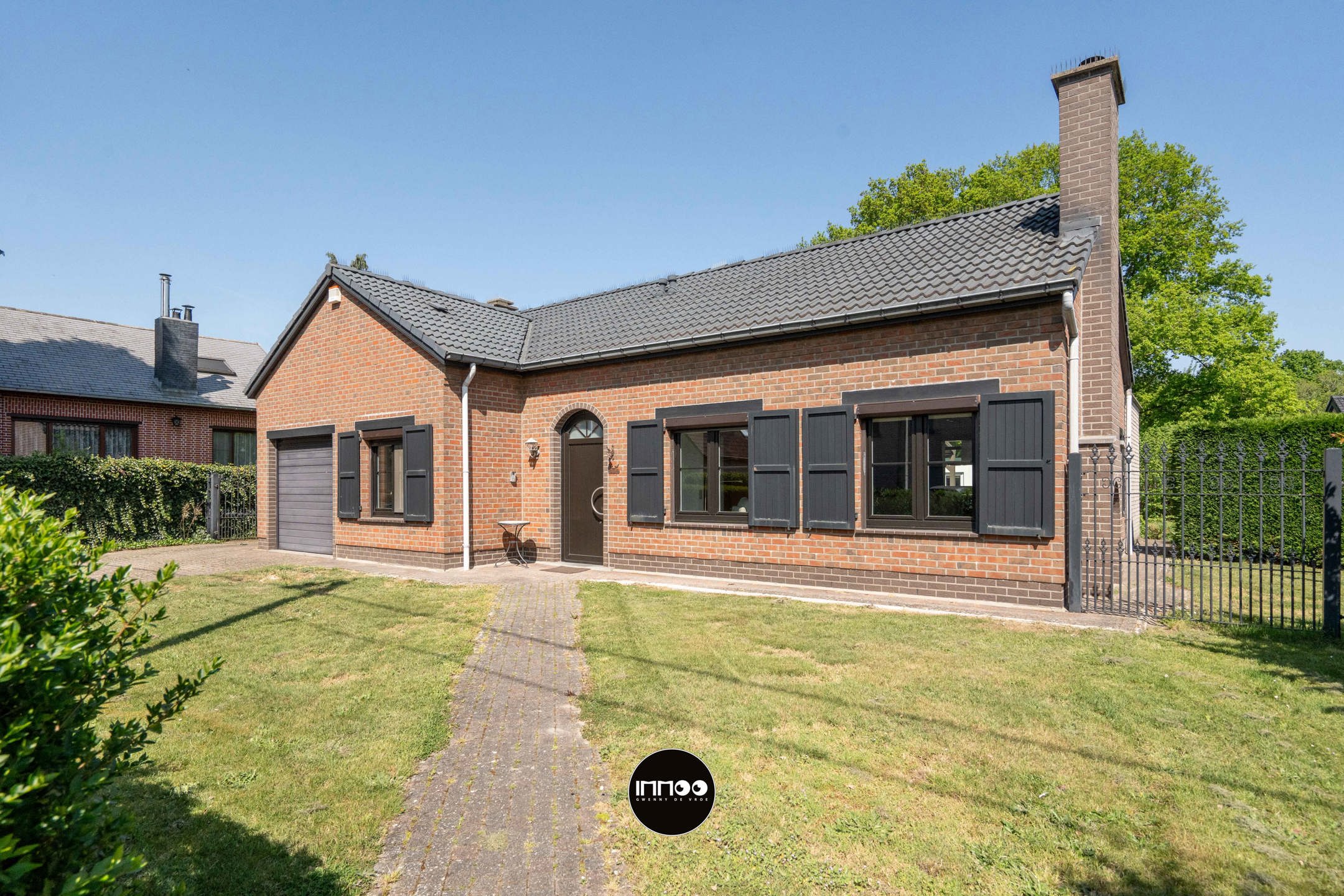 Huis te koop foto {{pictureIndex}}