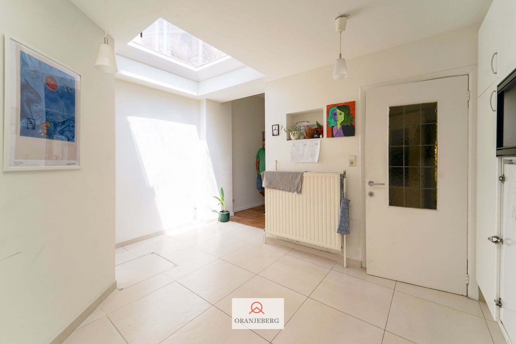 Ruime gerenoveerde burgerwoning nabij de Visserij foto 14