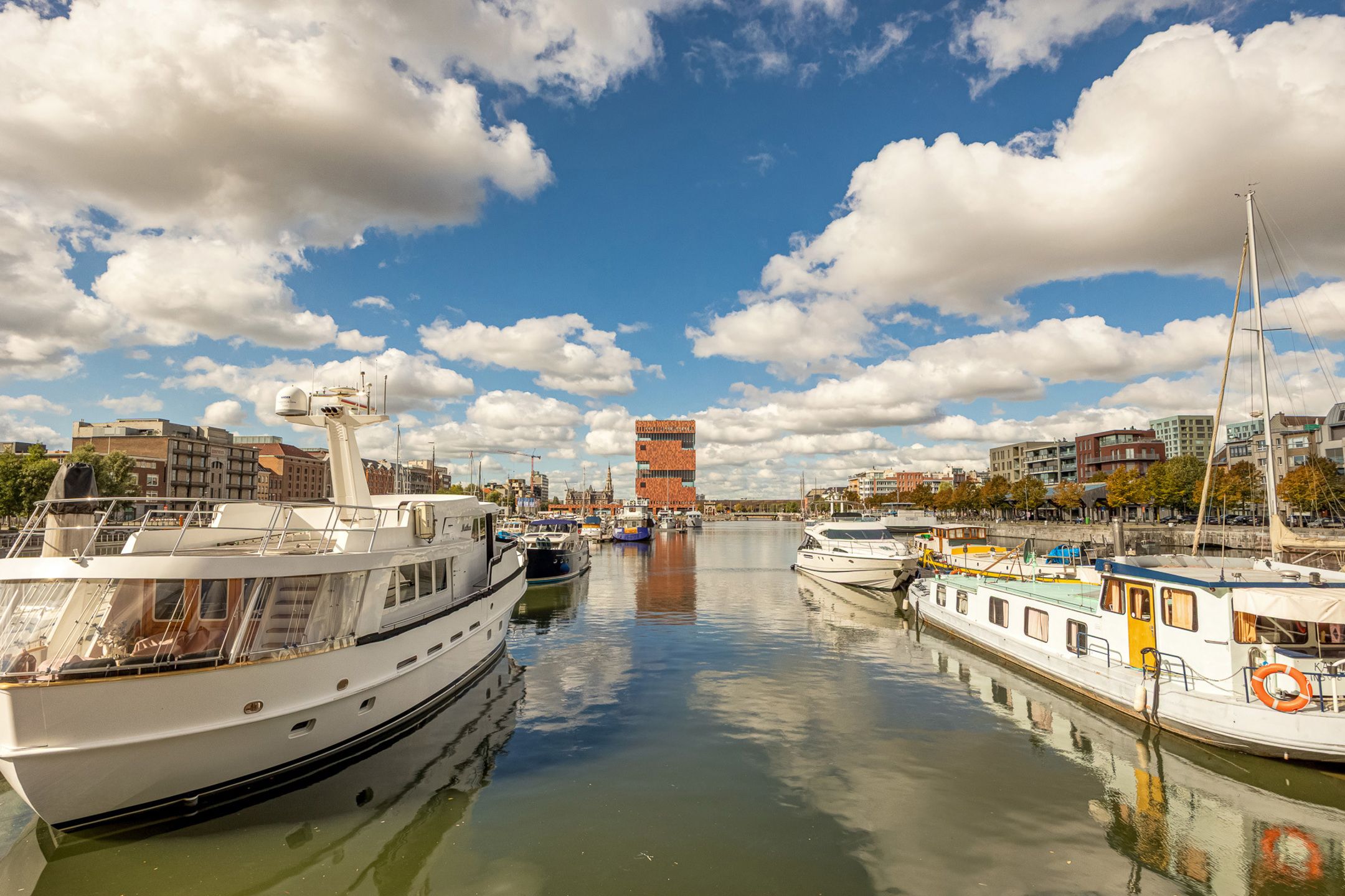 ANTWERPEN EILANDJE - Frontaal wonen op de Jachthaven foto 12
