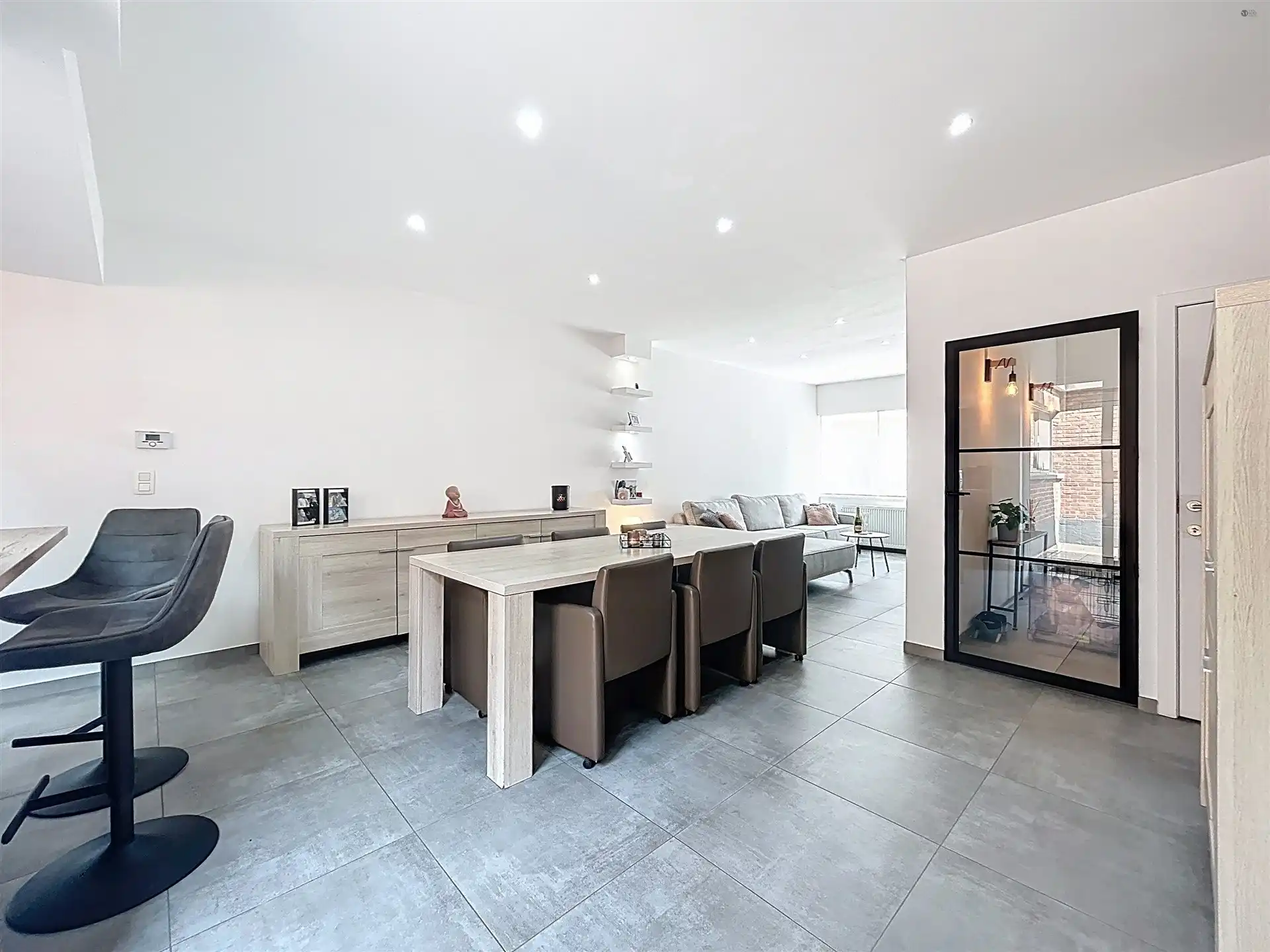 instapklare gezinswoning met 4 slaapkamers op toplocatie foto 2
