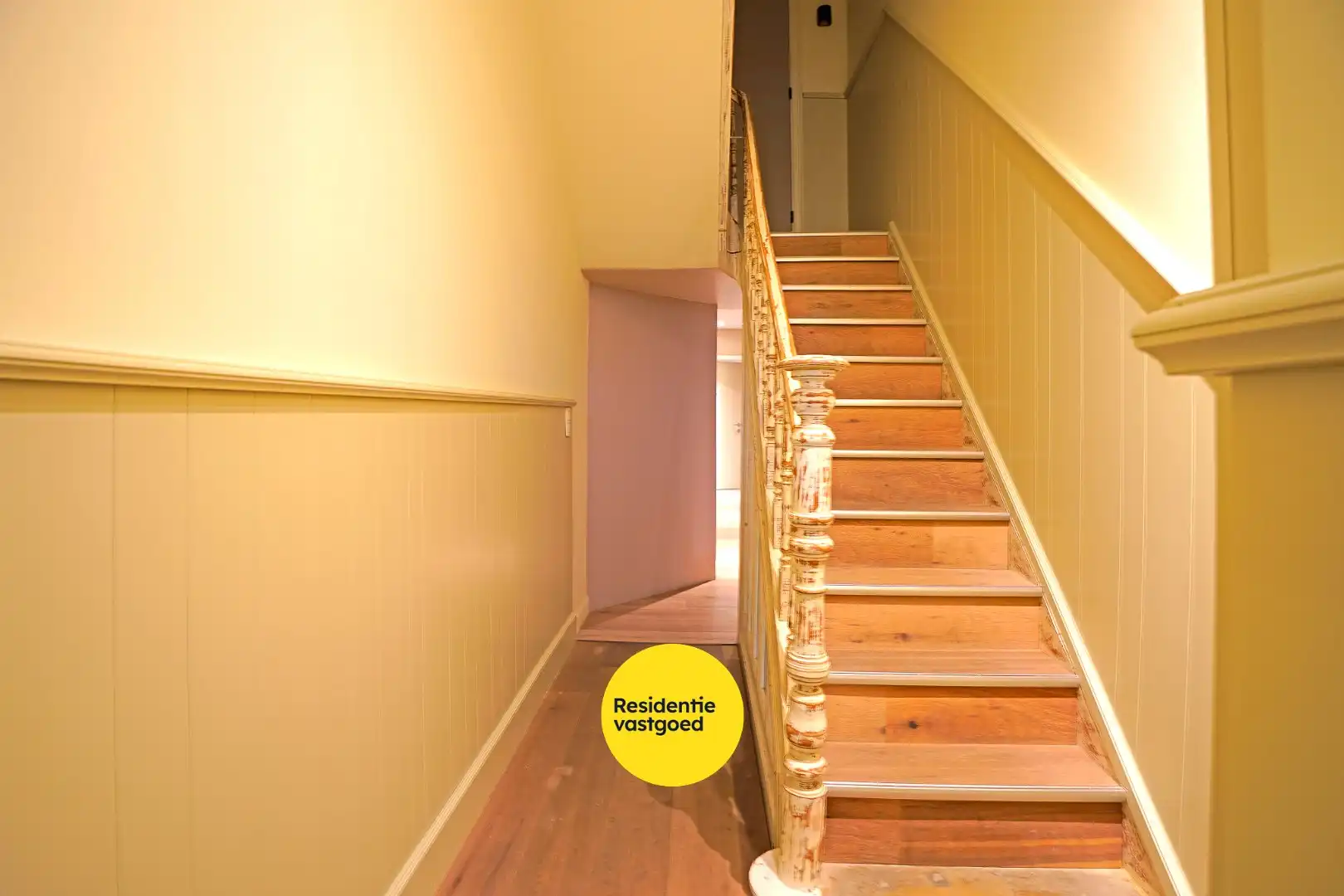 Gerenoveerde herenhuis (2025) in winkelstraat van Nieuwpoort-stad op 161 m². foto 8