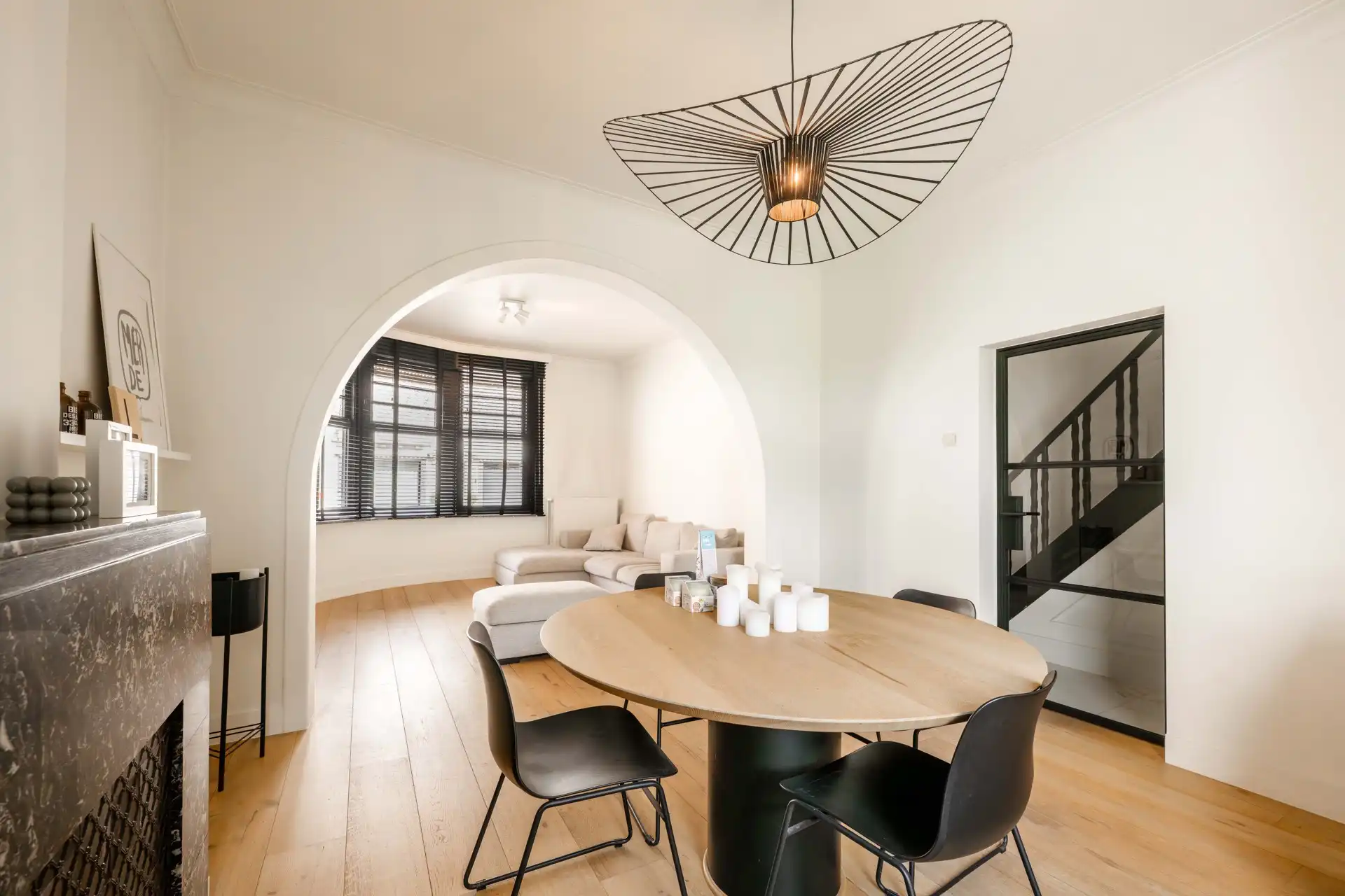 Karaktervolle herenwoning met tuin, garage en tal van mogelijkheden in hartje Vichte ✨ foto 7